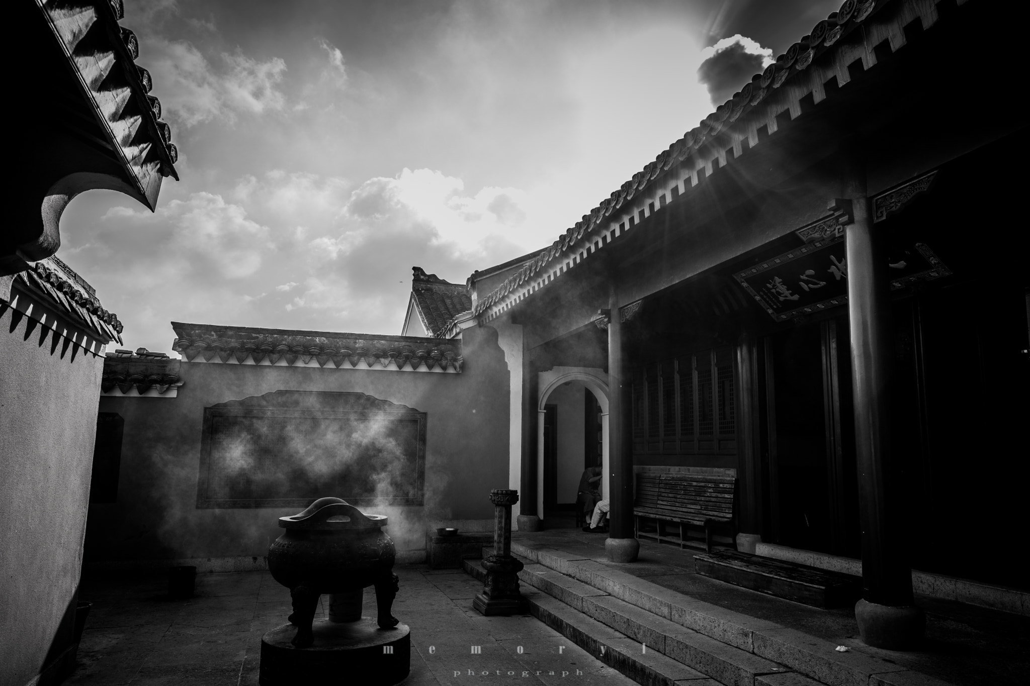 Sony a7 II + Canon EF 16-35mm F4L IS USM sample photo. Quiet temple photography