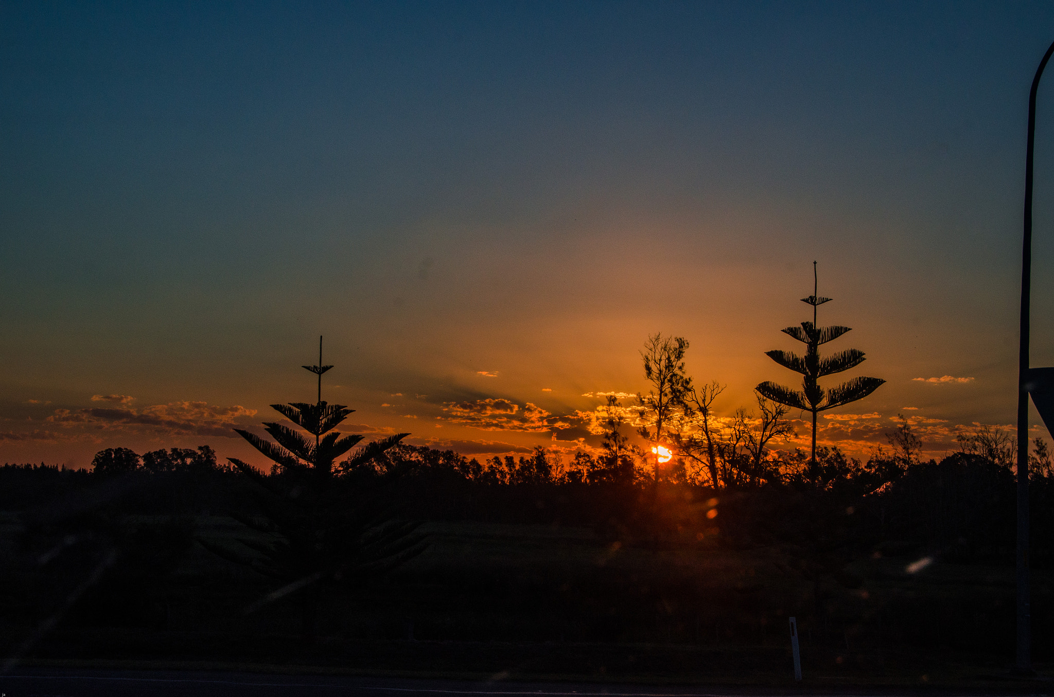 Sigma 18-250mm F3.5-6.3 DC OS HSM sample photo. Licht photography