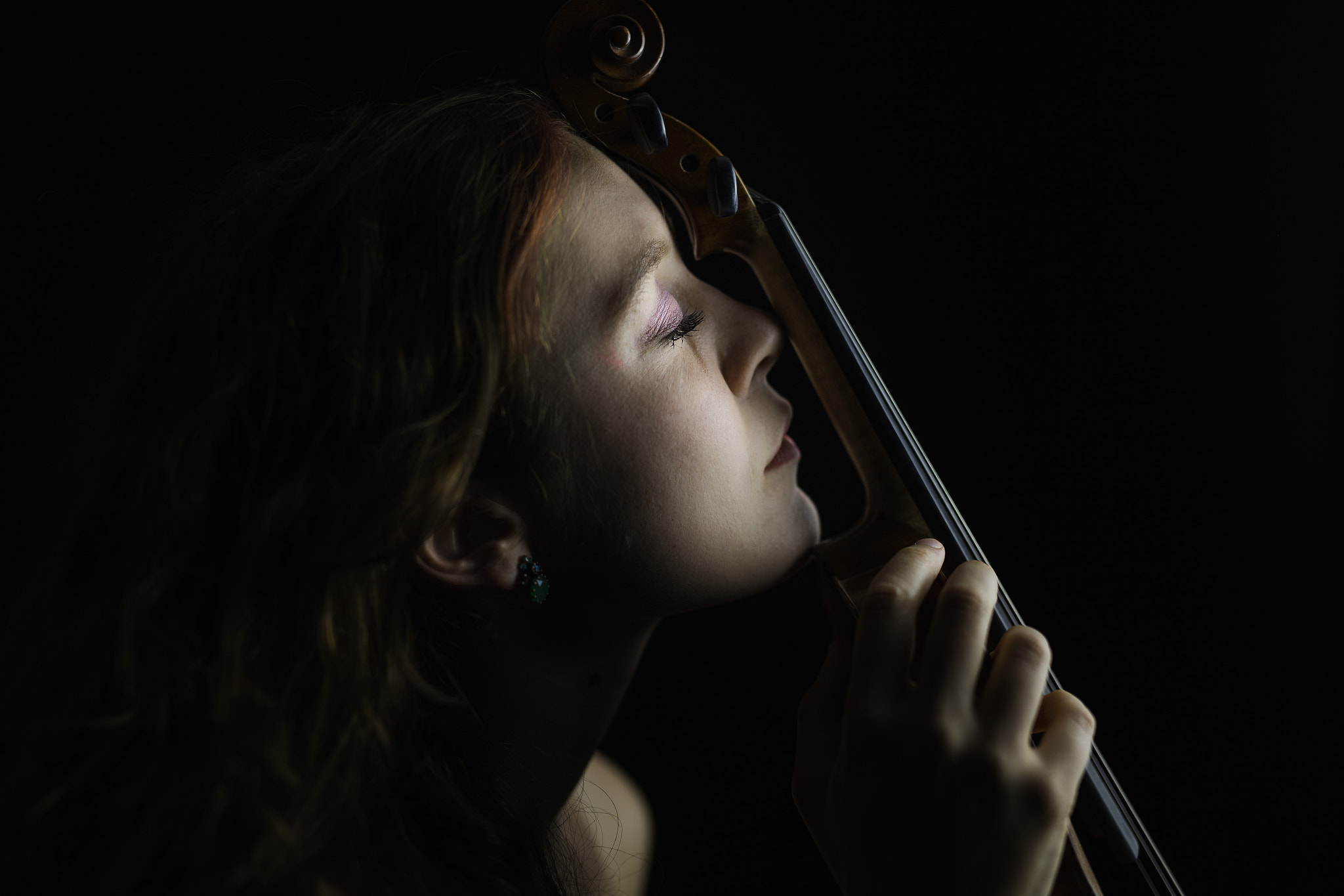 Canon EOS 6D + ZEISS Milvus 50mm F1.4 sample photo. Music was my first love and it would be my last photography