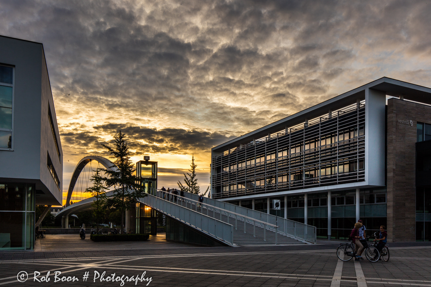 Canon EOS 5DS + Canon EF 16-35mm F4L IS USM sample photo. Hoeg brök @ sunset, maastricht 6 photography