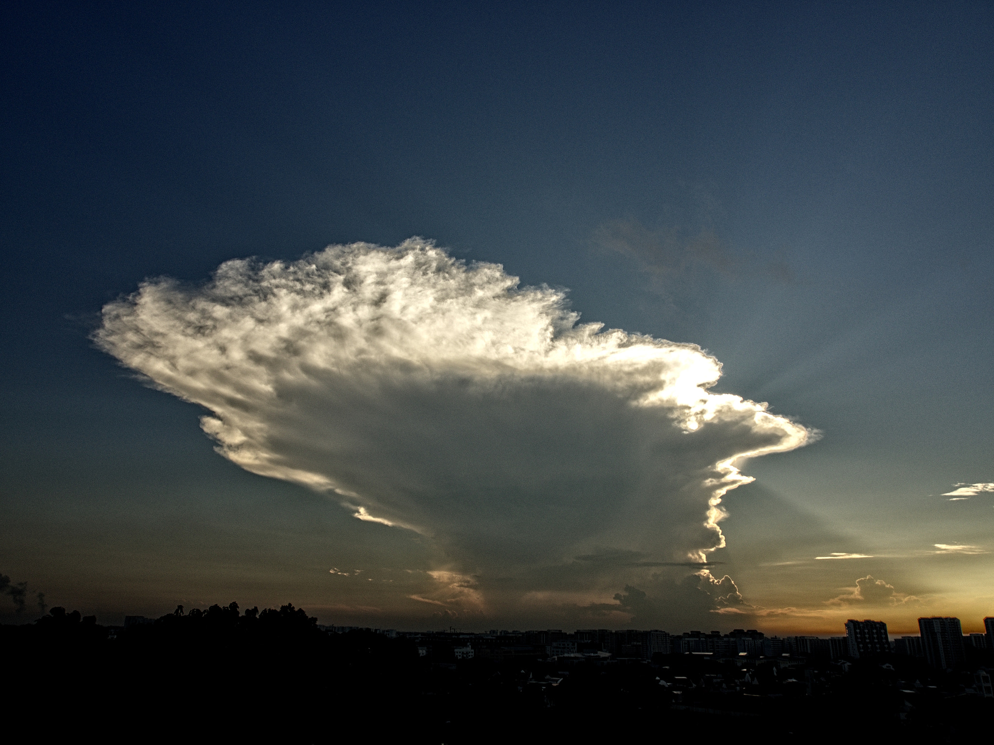 Olympus PEN E-P5 sample photo. Cloud photography