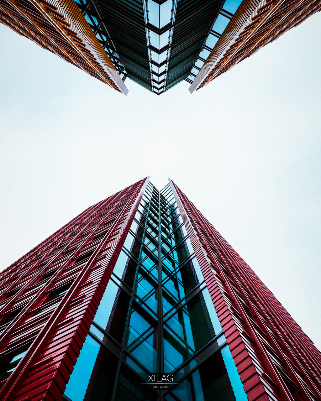 Canon EOS 70D + Canon EF 16-35mm F4L IS USM sample photo. Sides of central saint giles photography