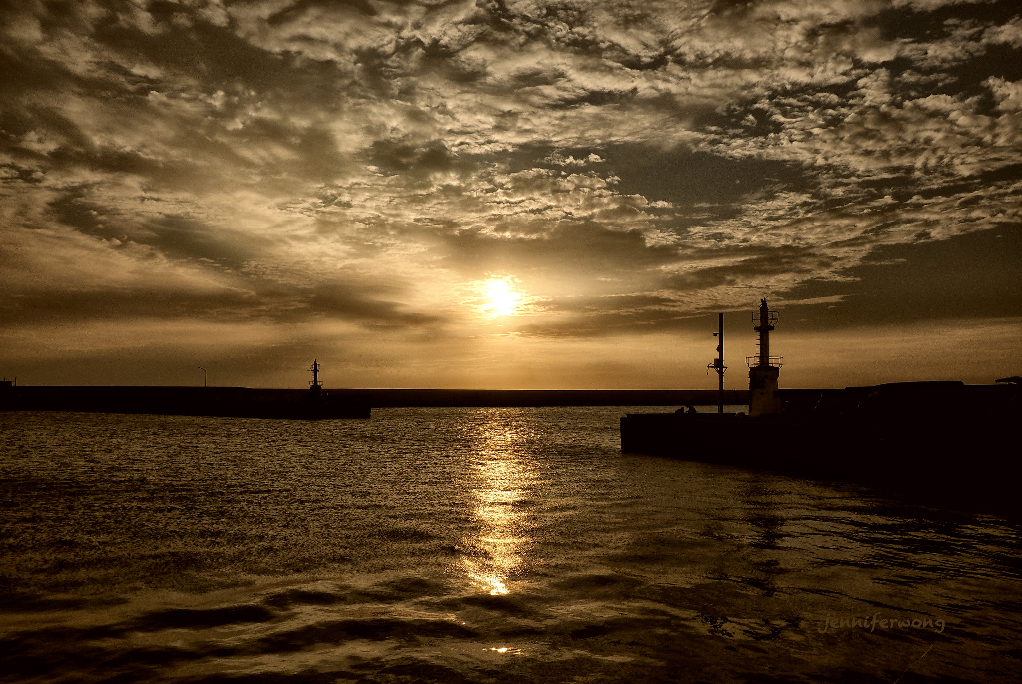 Olympus OM-D E-M1 + Panasonic Lumix G Vario 7-14mm F4 ASPH sample photo. Sunset photography