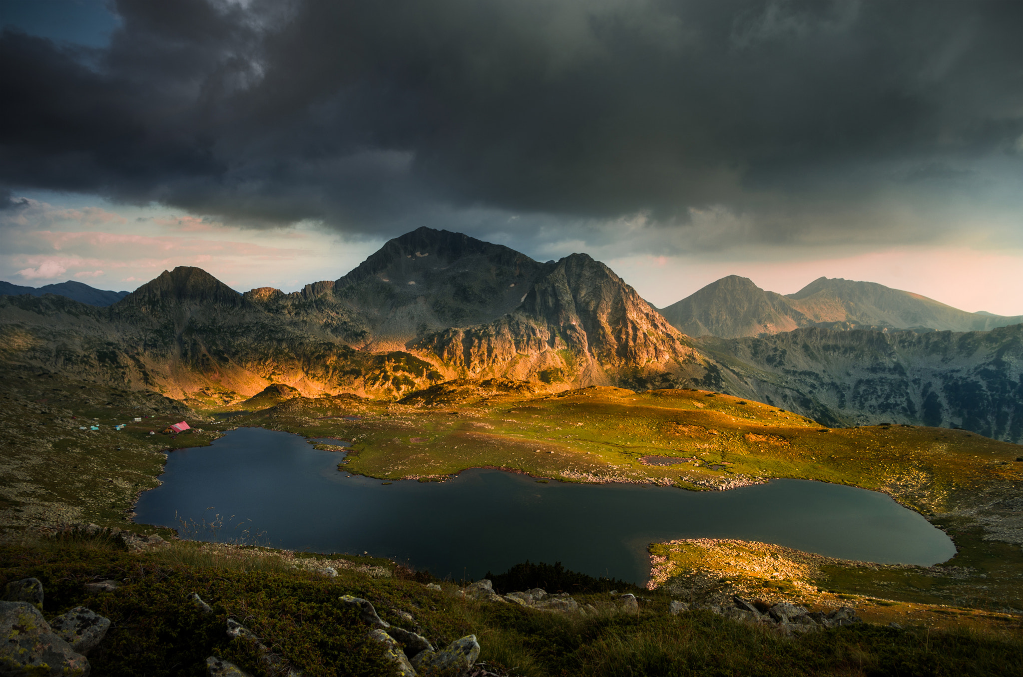 Pentax K-5 + HD Pentax DA 15mm F4 ED AL Limited sample photo. Tevno lake at sunset photography