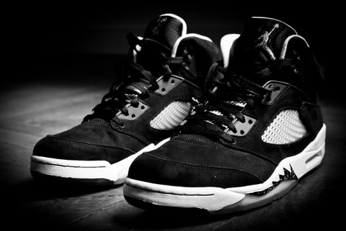 Canon EOS 50D + Canon EF 35mm F1.4L USM sample photo. Air jordan v photography