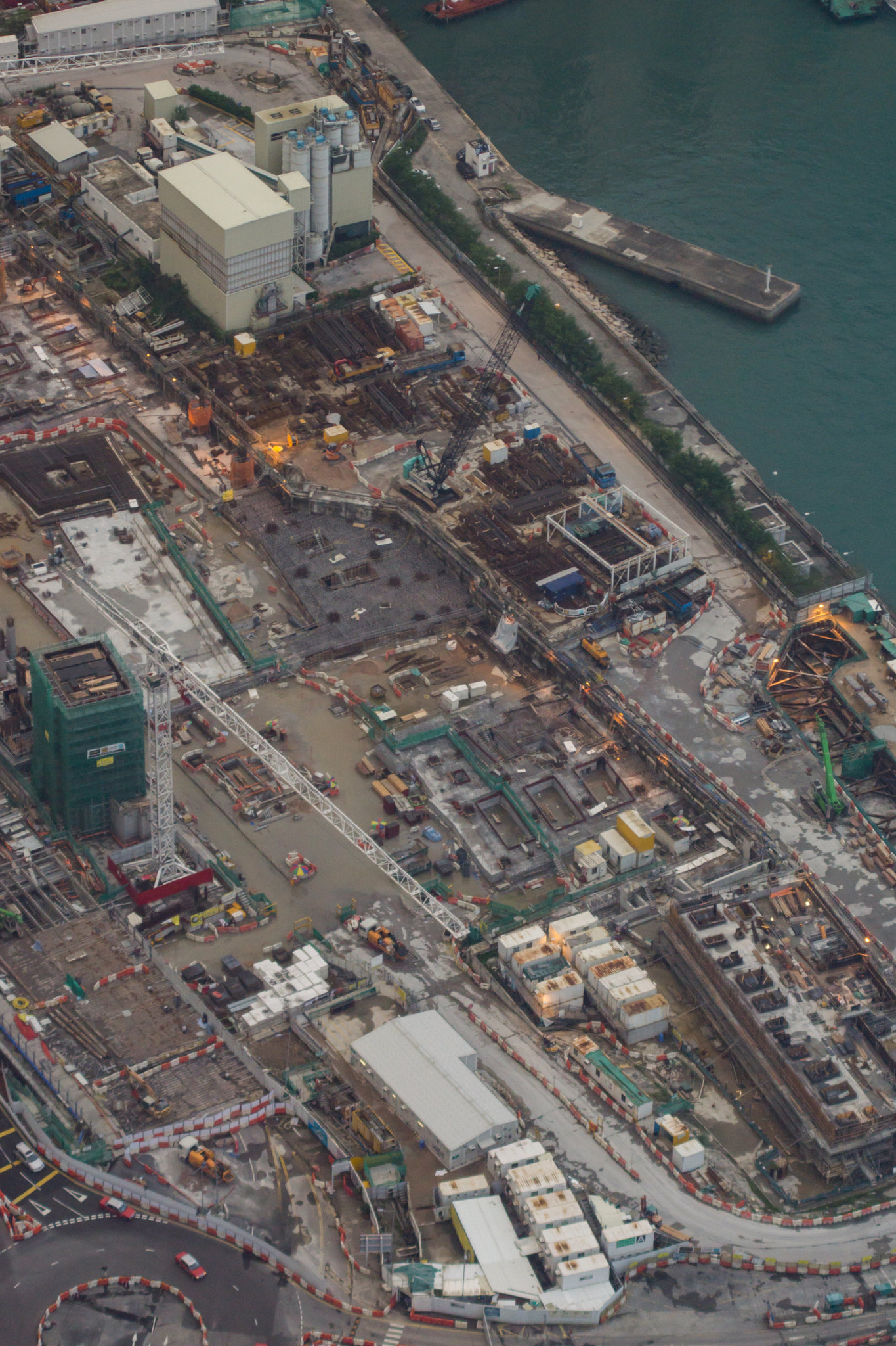 Minolta AF 70-210mm F4 Macro sample photo. Construction site photography