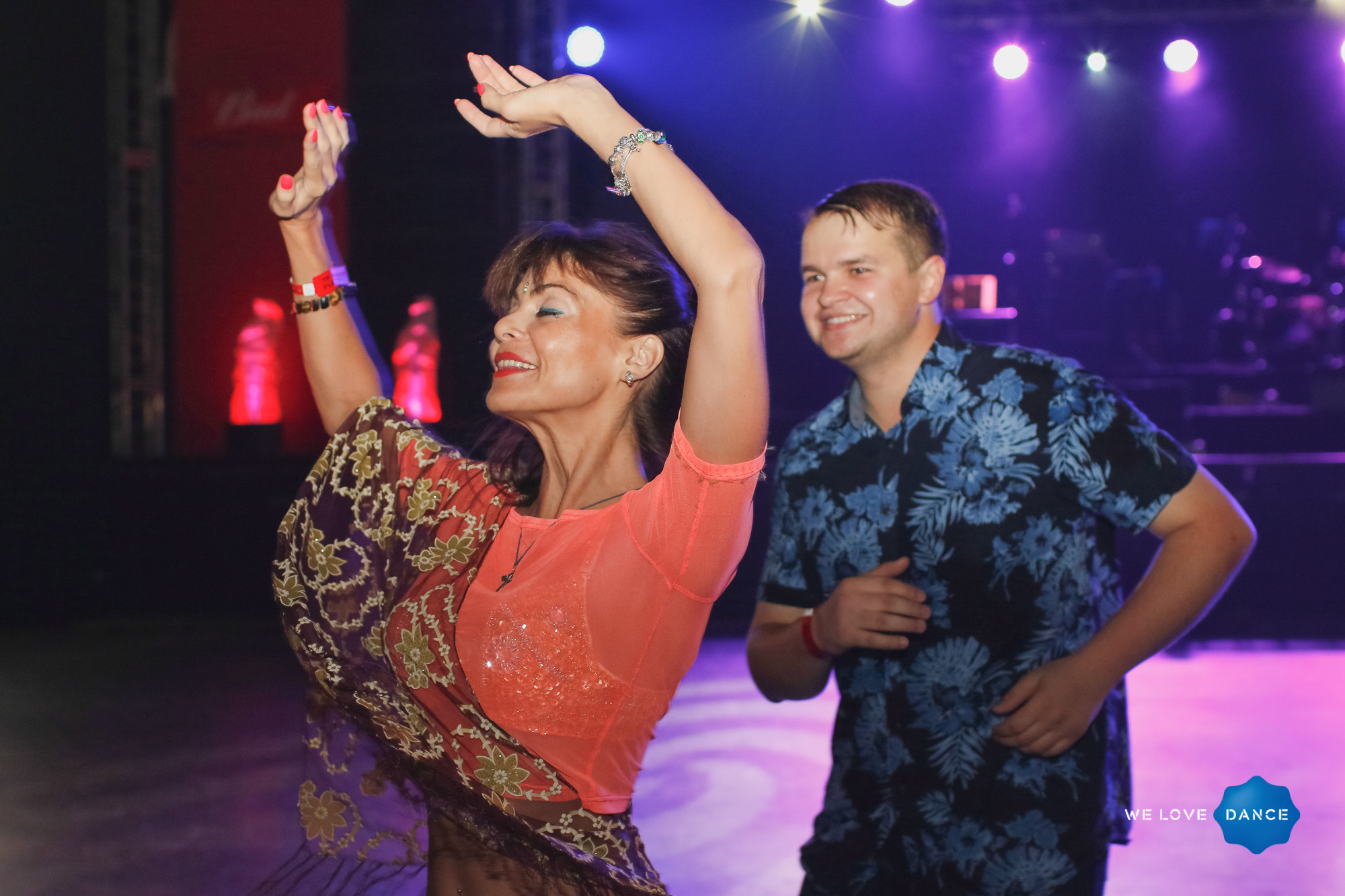 Canon EF 35mm F1.4L USM sample photo. Dancing photography