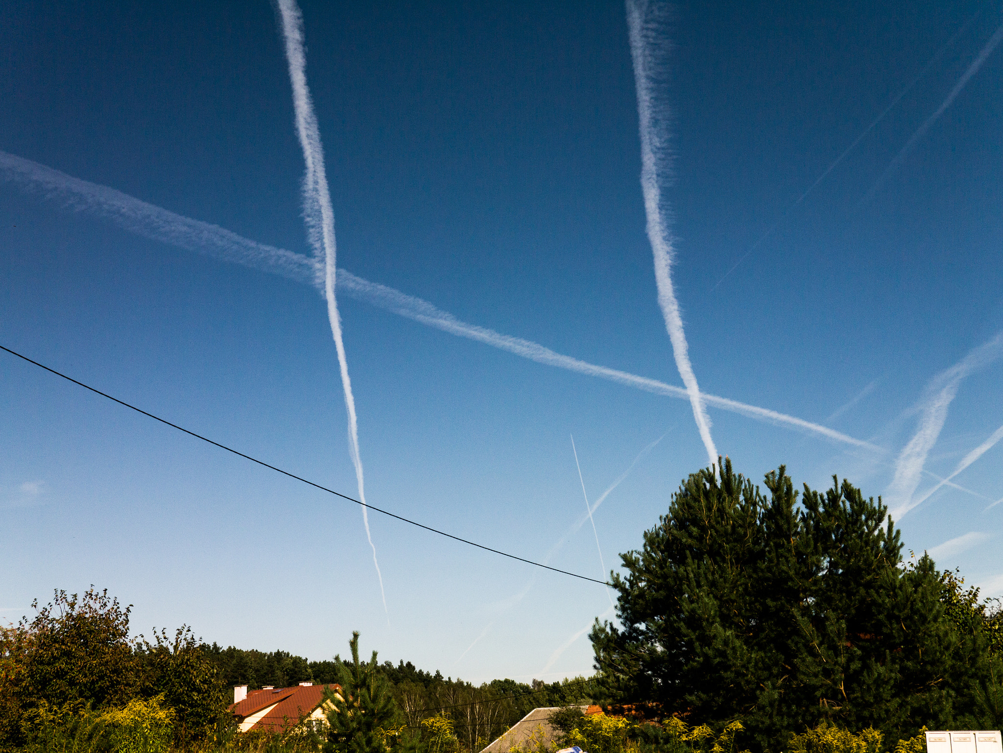 LUMIX G VARIO PZ 14-42/F3.5-5.6 sample photo. Busy sky photography
