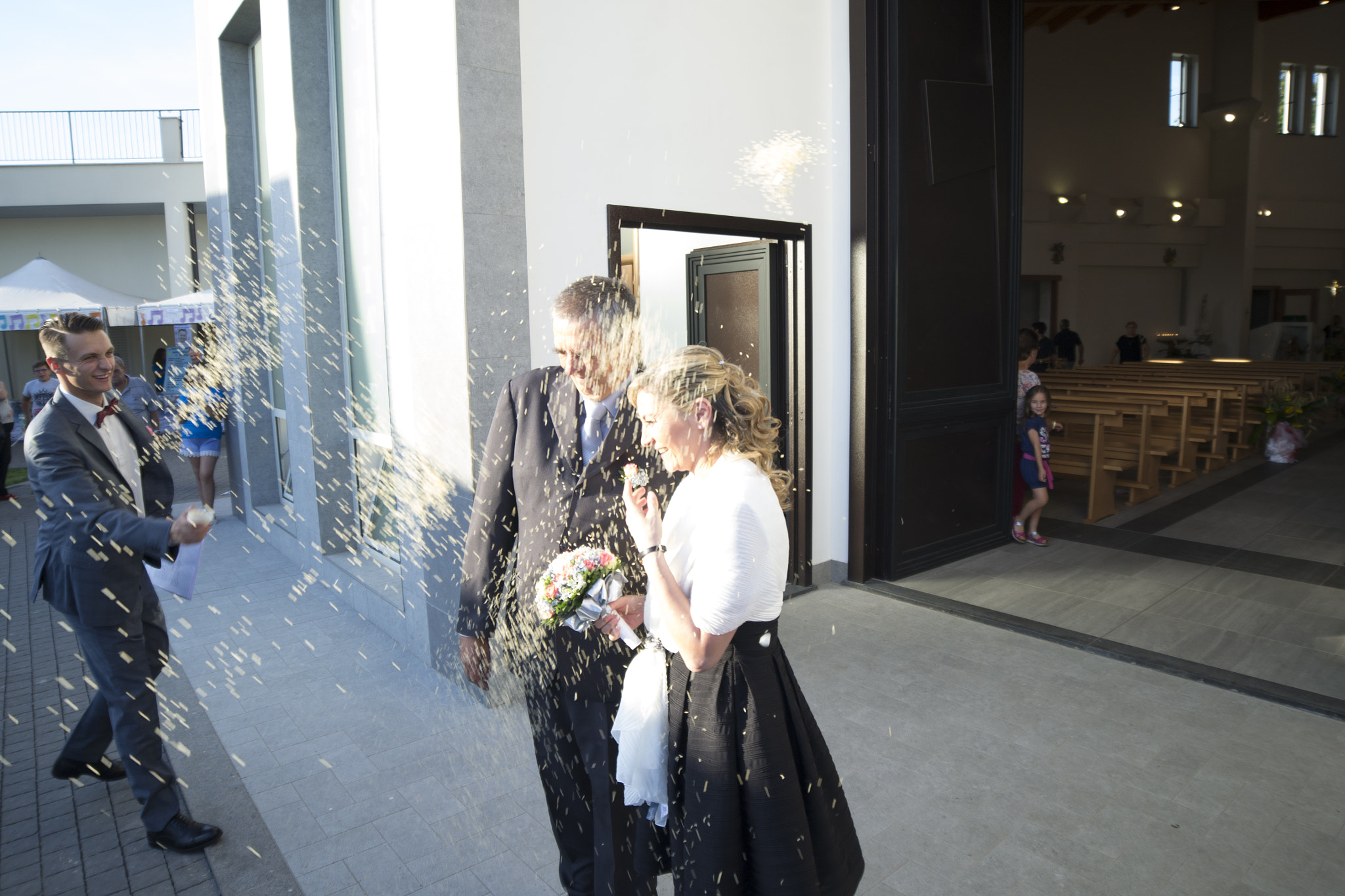 Samyang 14mm F2.8 ED AS IF UMC sample photo. Wedding anniversary photography