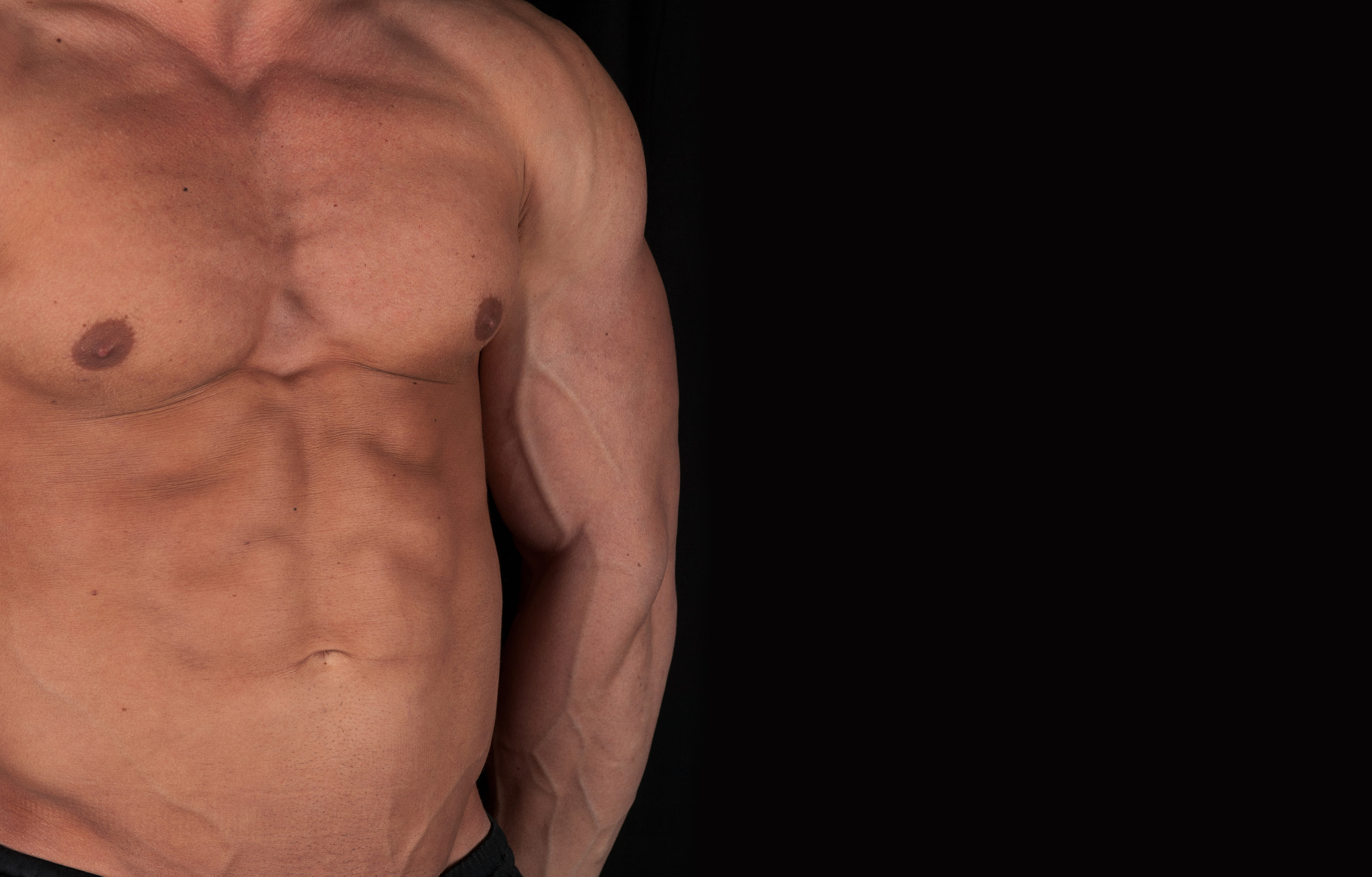 Nikon AF-S Nikkor 28-70mm F2.8 ED-IF sample photo. Bodybuilder photography