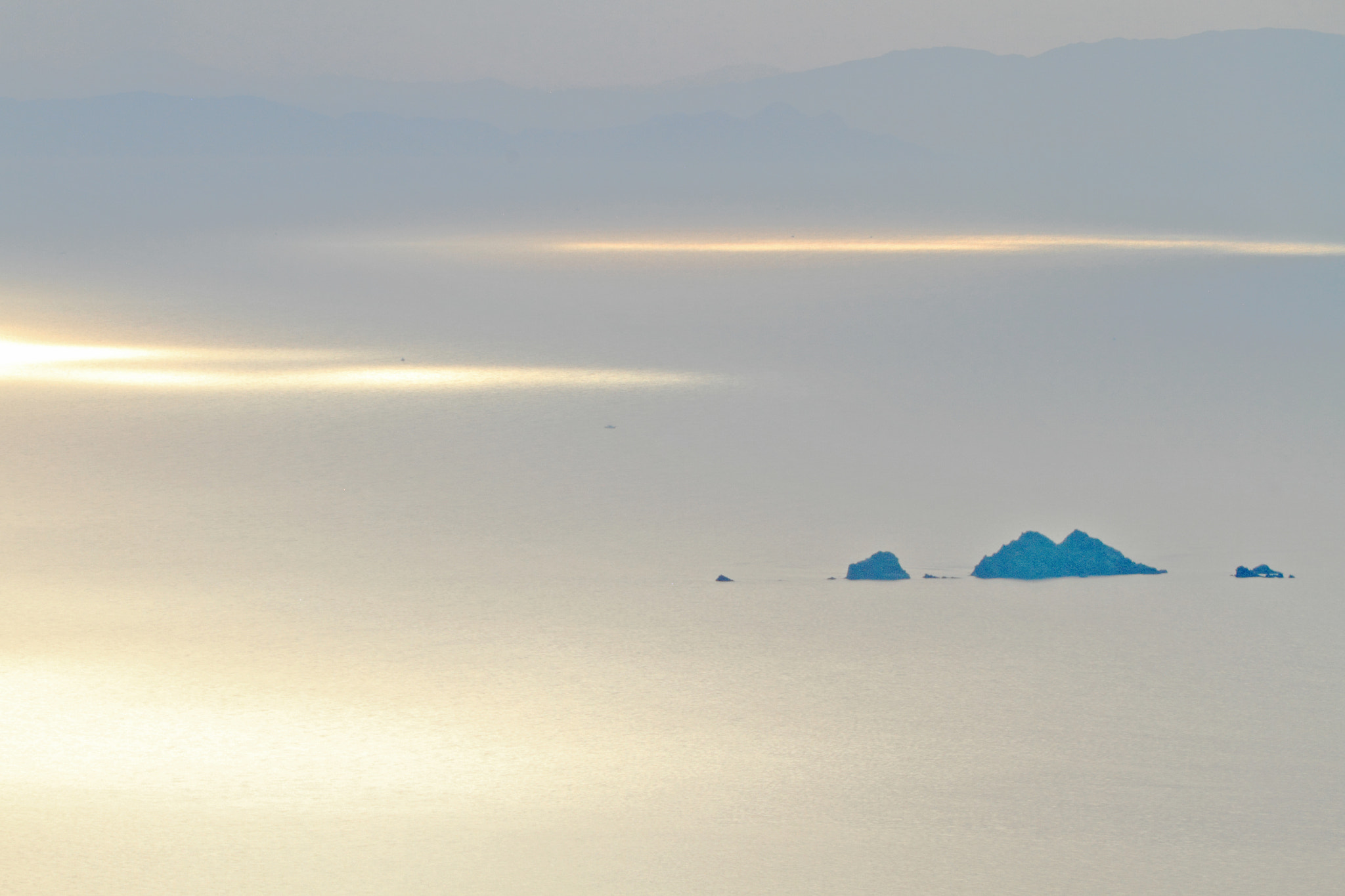 Canon EF 70-200mm F2.8L USM sample photo. Stone off the coast photography