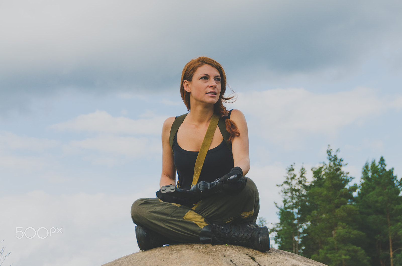 Sigma 18-250mm F3.5-6.3 DC OS HSM sample photo. Girl soldiers with guns photography