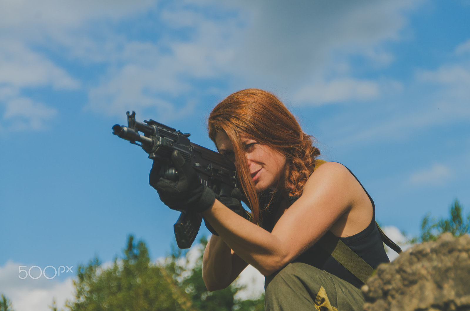 Nikon D7000 + Sigma 18-250mm F3.5-6.3 DC OS HSM sample photo. Girl soldiers with guns photography