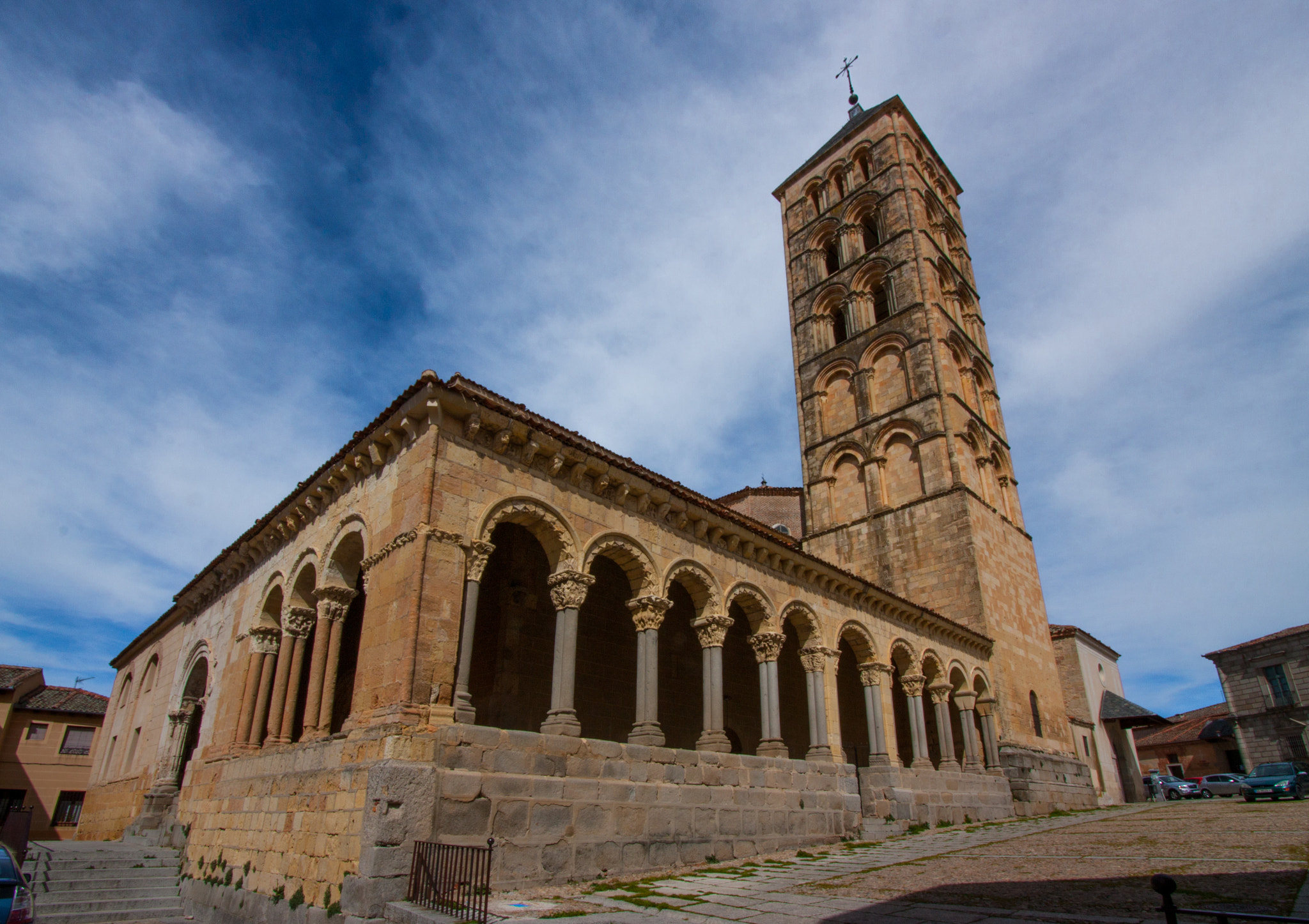 Canon EOS 450D (EOS Rebel XSi / EOS Kiss X2) sample photo. Iglesia de san esteban photography