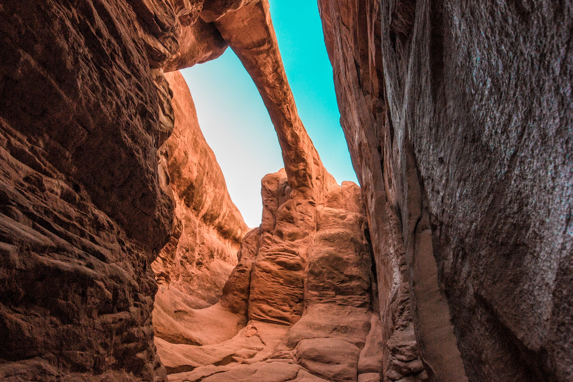 Canon EF 16-35mm F2.8L II USM sample photo. Surprise arch photography