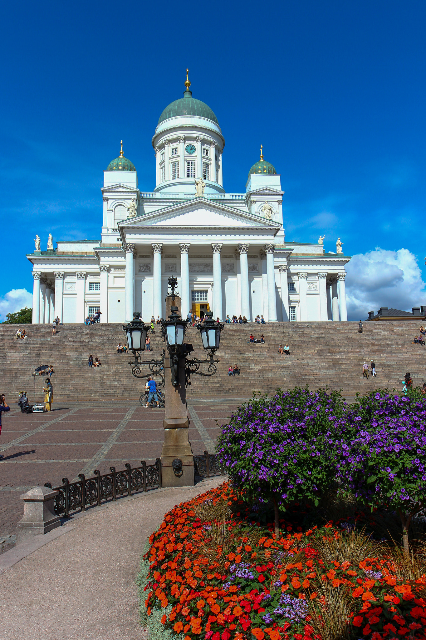 Canon EOS 60D + Canon EF-S 17-55mm F2.8 IS USM sample photo. Helsinki. photography