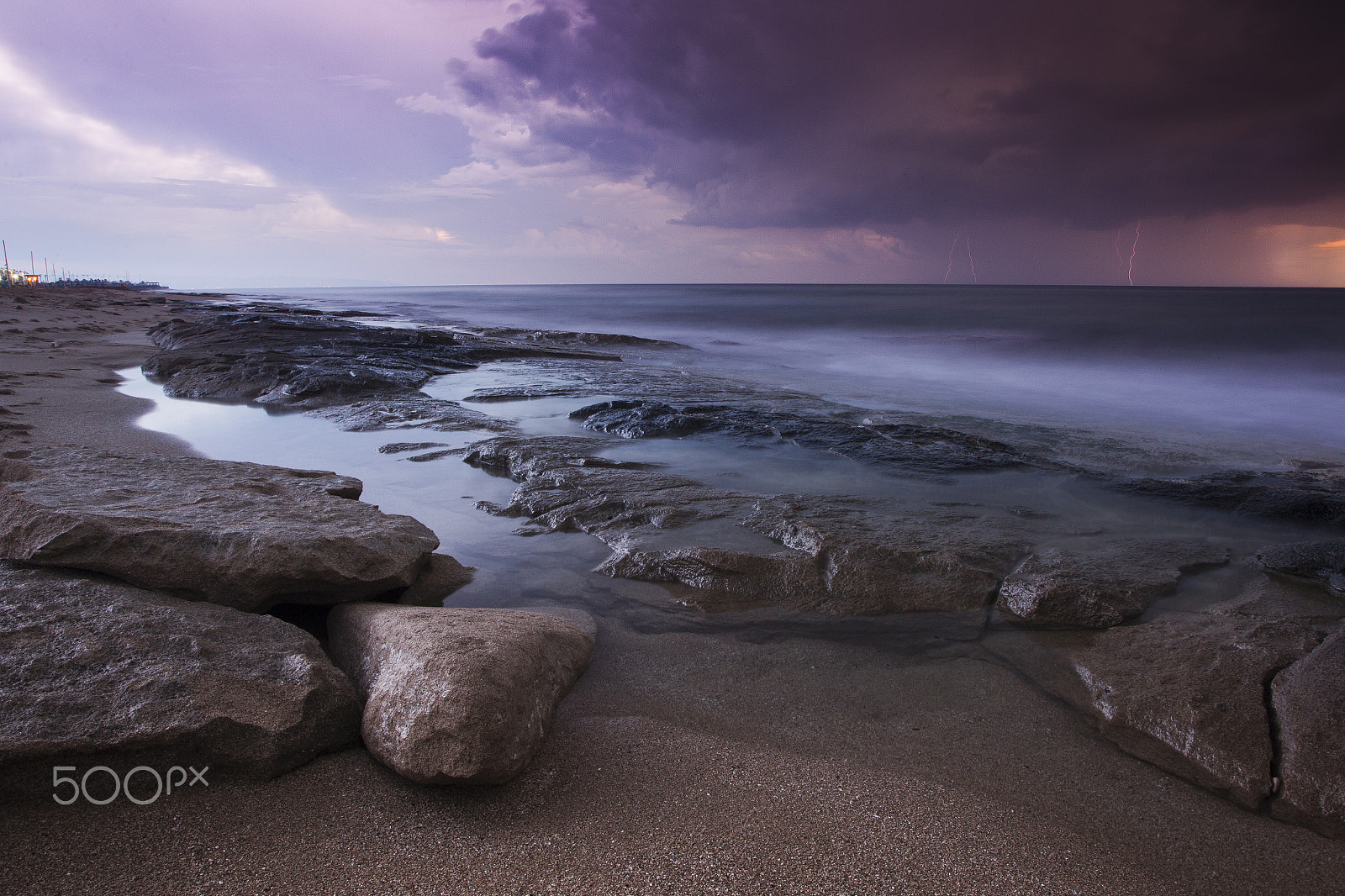 Canon EOS-1D Mark IV sample photo. Storm photography