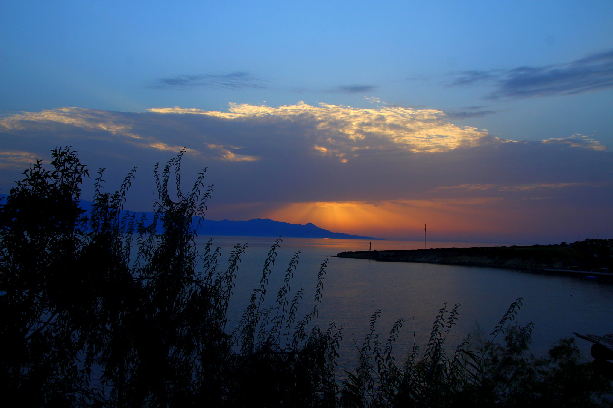 Sigma 18-250mm F3.5-6.3 DC OS HSM sample photo. Foça ... photography