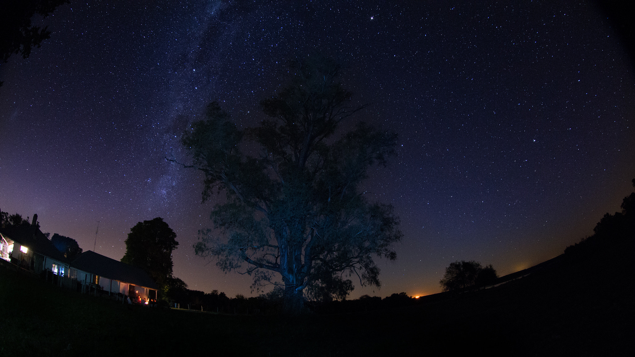 Canon EF 8-15mm F4L Fisheye USM sample photo. Img photography
