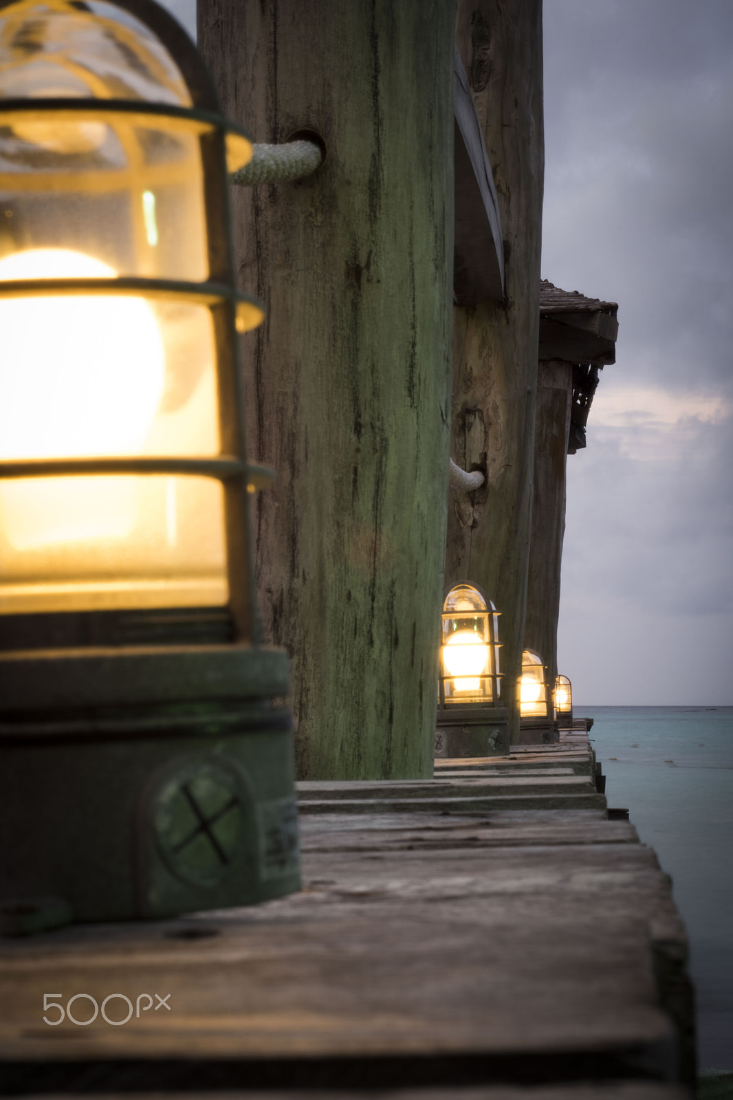 Nikon D5500 + Nikon AF Nikkor 50mm F1.8D sample photo. Muelle photography