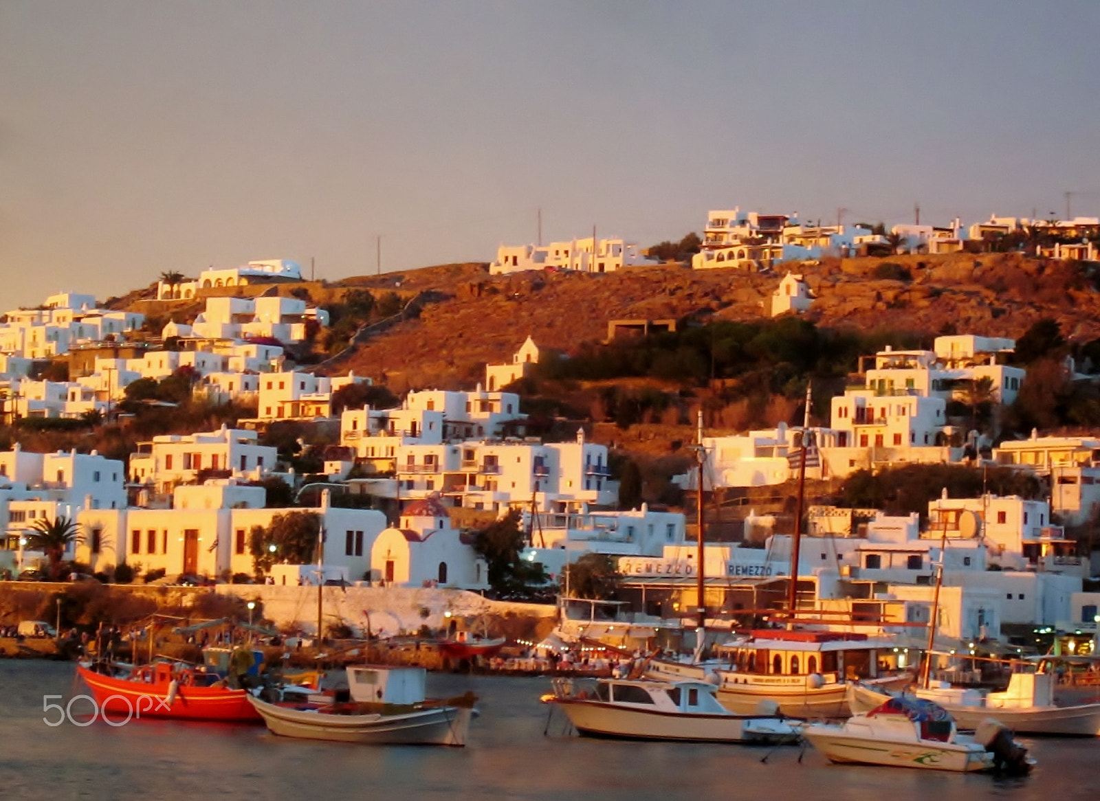 Canon PowerShot SD1300 IS (IXUS 105 / IXY 200F) sample photo. Mykonos island, greece, at twilight photography