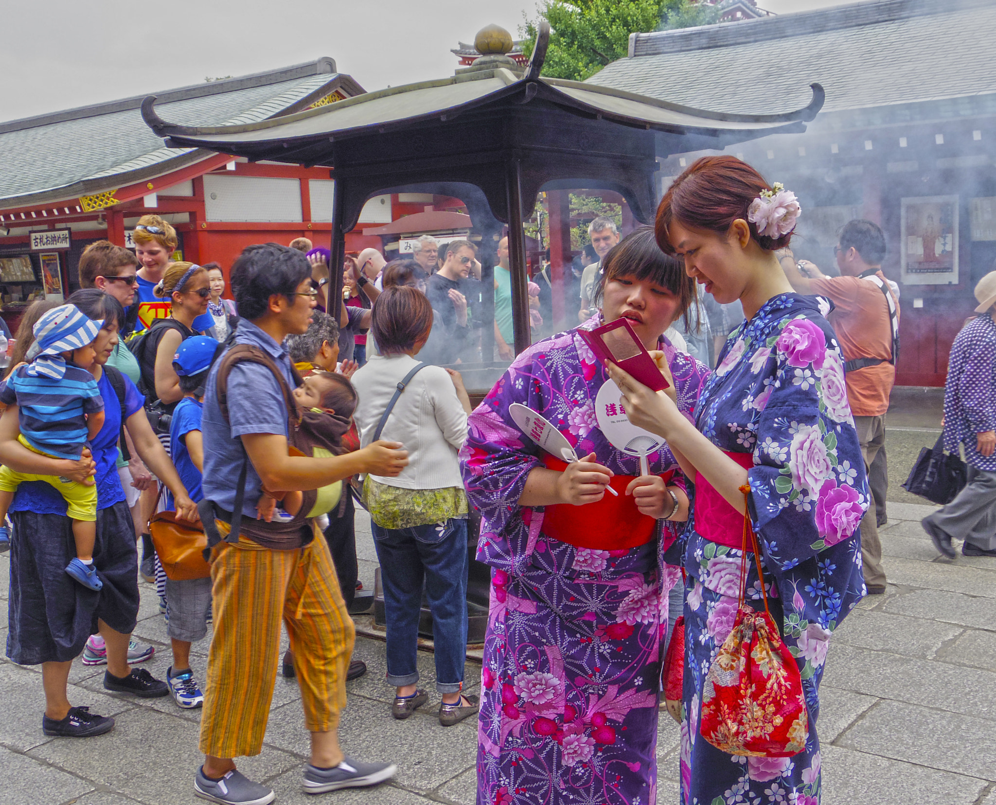 Pentax Q7 + Pentax 02 Standard Zoom sample photo. Tokio is purple photography