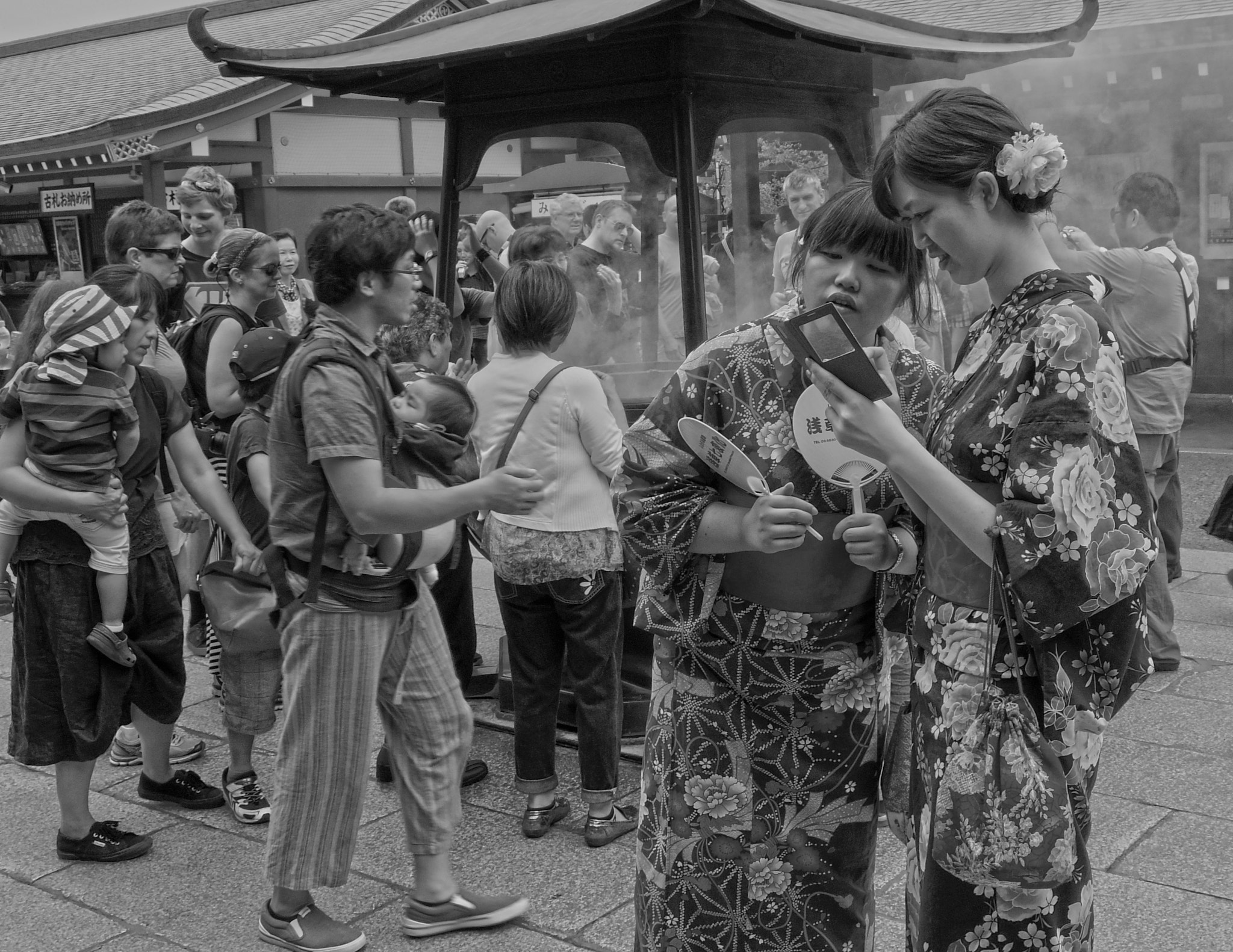 Pentax 02 Standard Zoom sample photo. Tokyo photography
