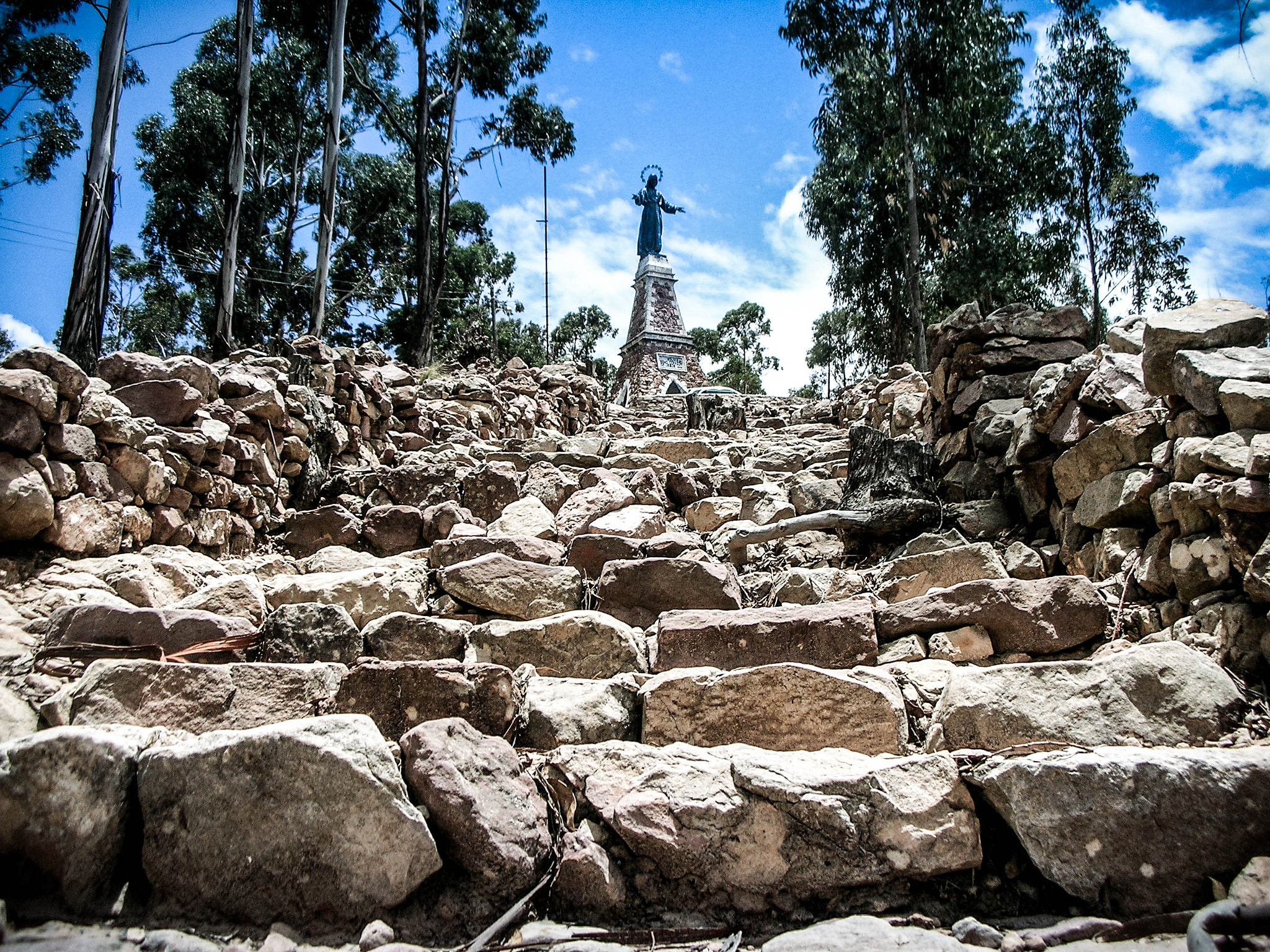 Nikon S1 sample photo. Path to the christ - sucre - bolivie photography