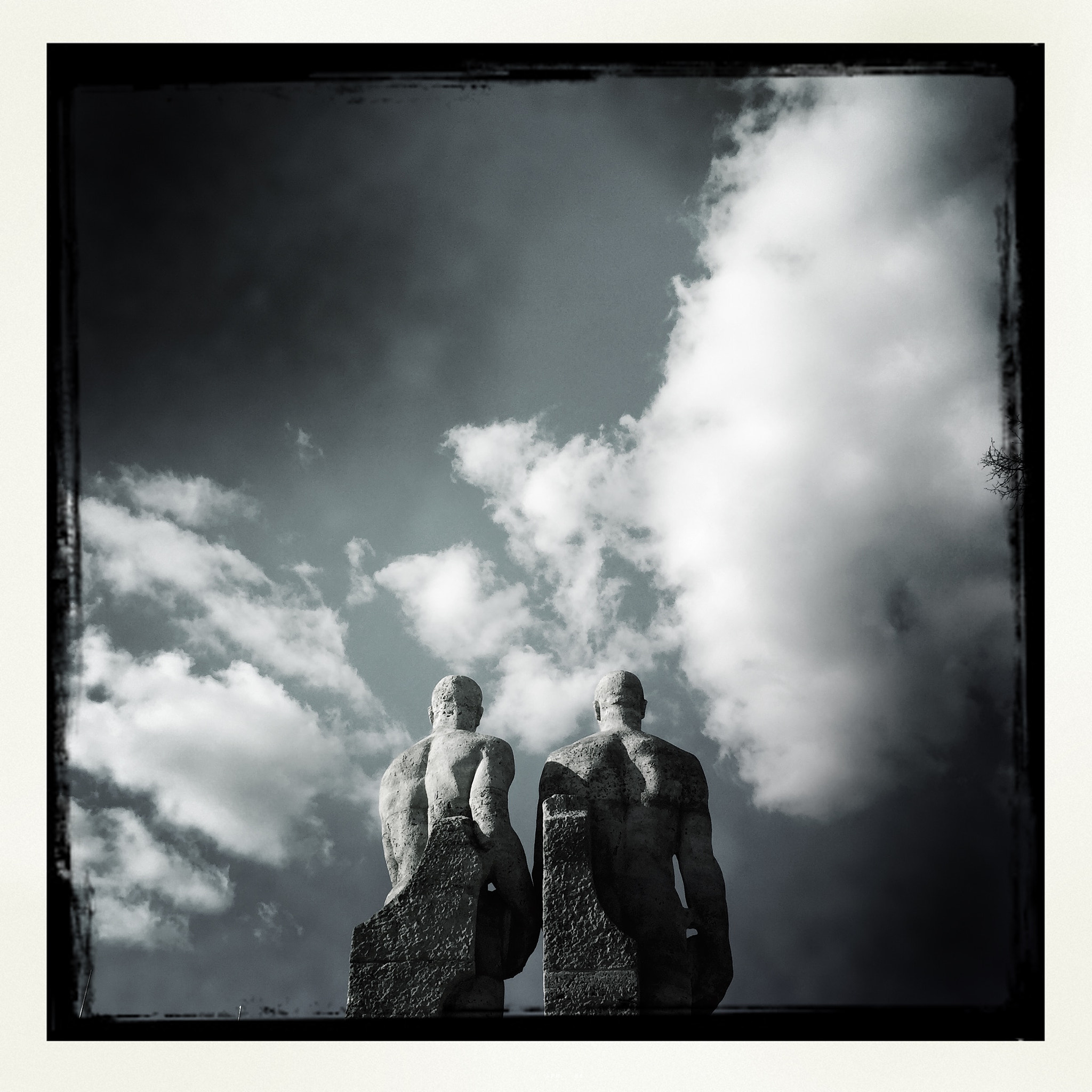 Hipstamatic 313 sample photo. Berlin photography