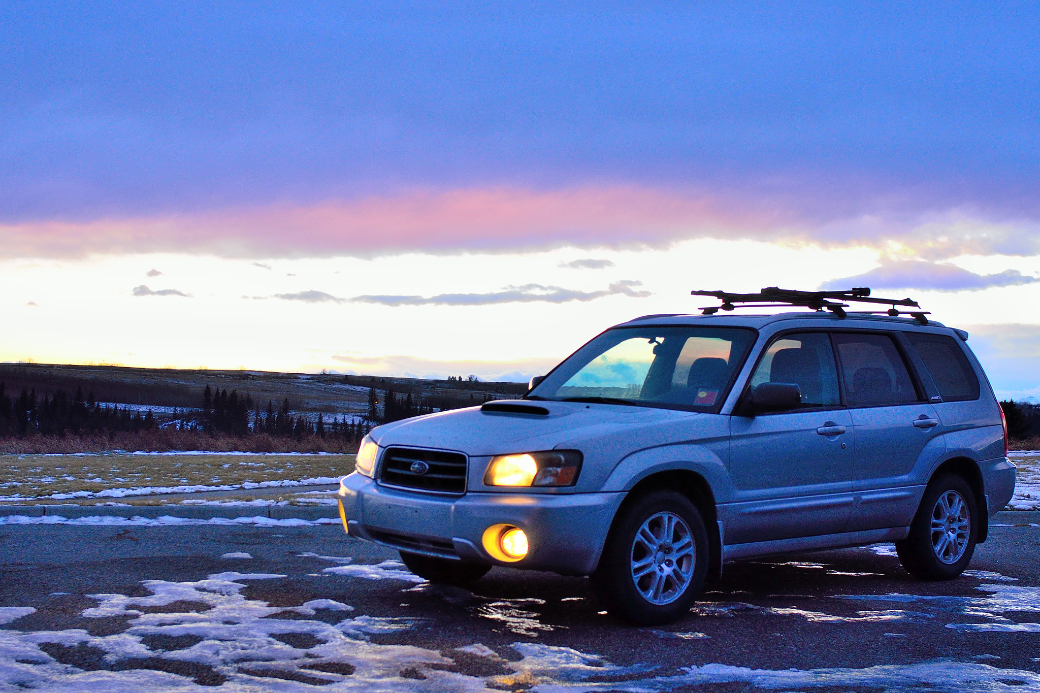 Nikon D7000 + Nikon AF Nikkor 28mm F2.8D sample photo. Forester at sunset photography