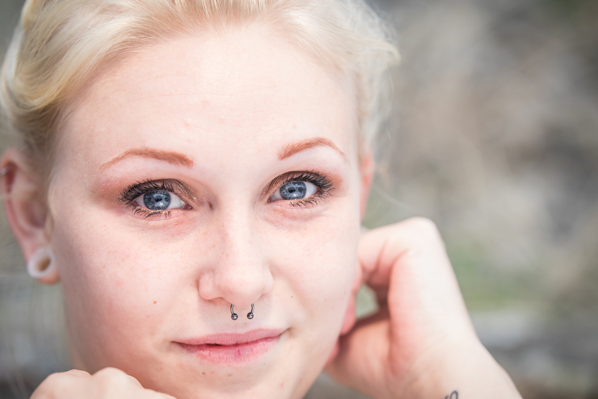 Sigma 50-100mm F1.8 DC HSM Art sample photo. The beautiful face photography