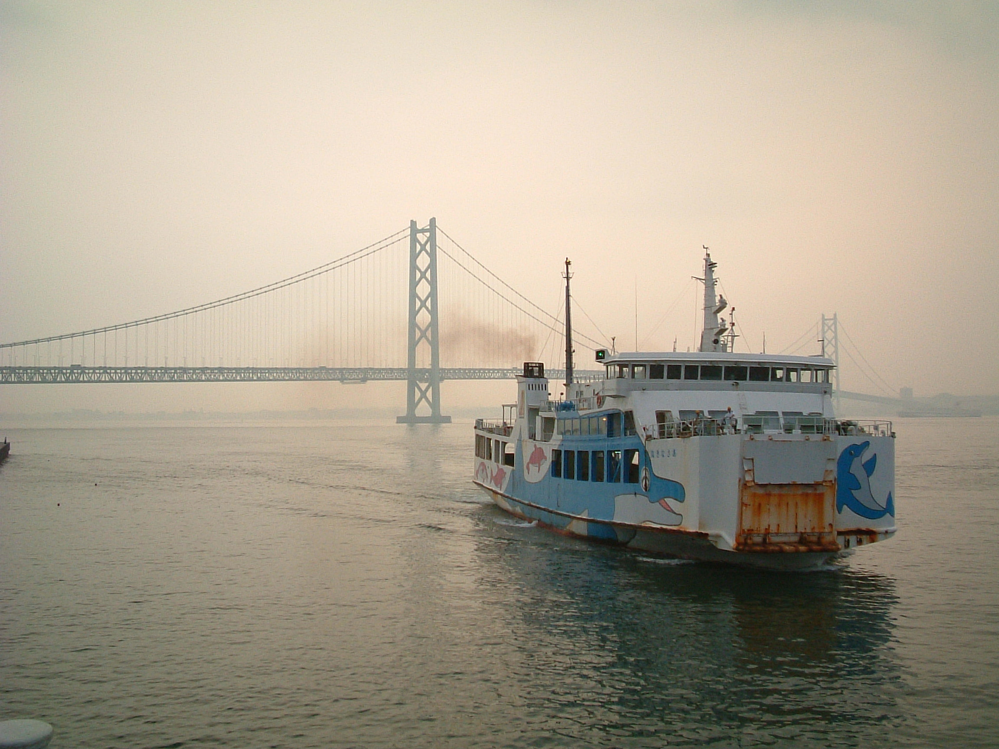 Fujifilm FinePix F402 sample photo. Akashi bridge and akashi ferry ("octopus ferry") finished the service in 2010 - taken in 2007 photography
