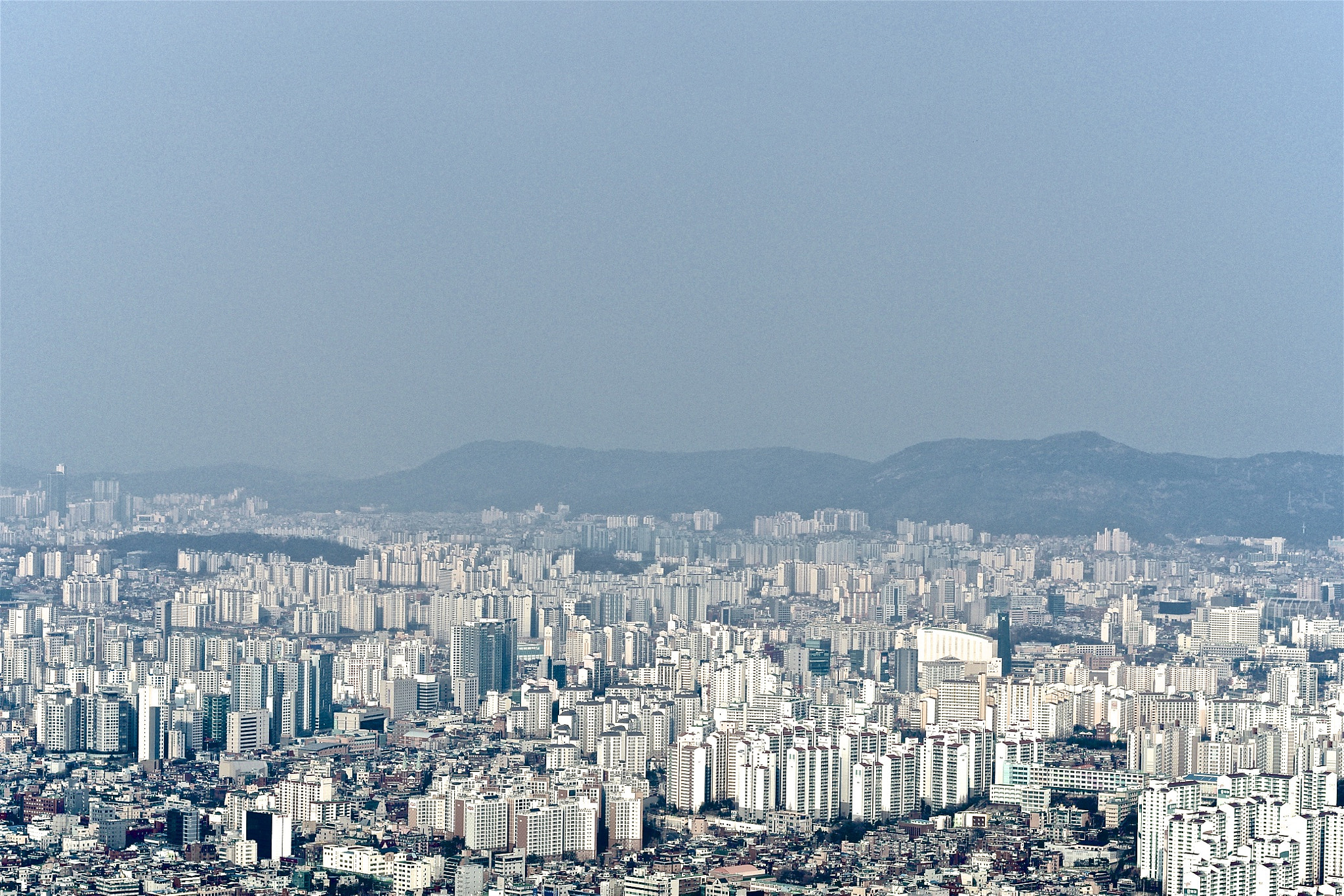 Pentax K-5 II + Pentax smc DA 50mm F1.8 sample photo. Seoul vastness photography