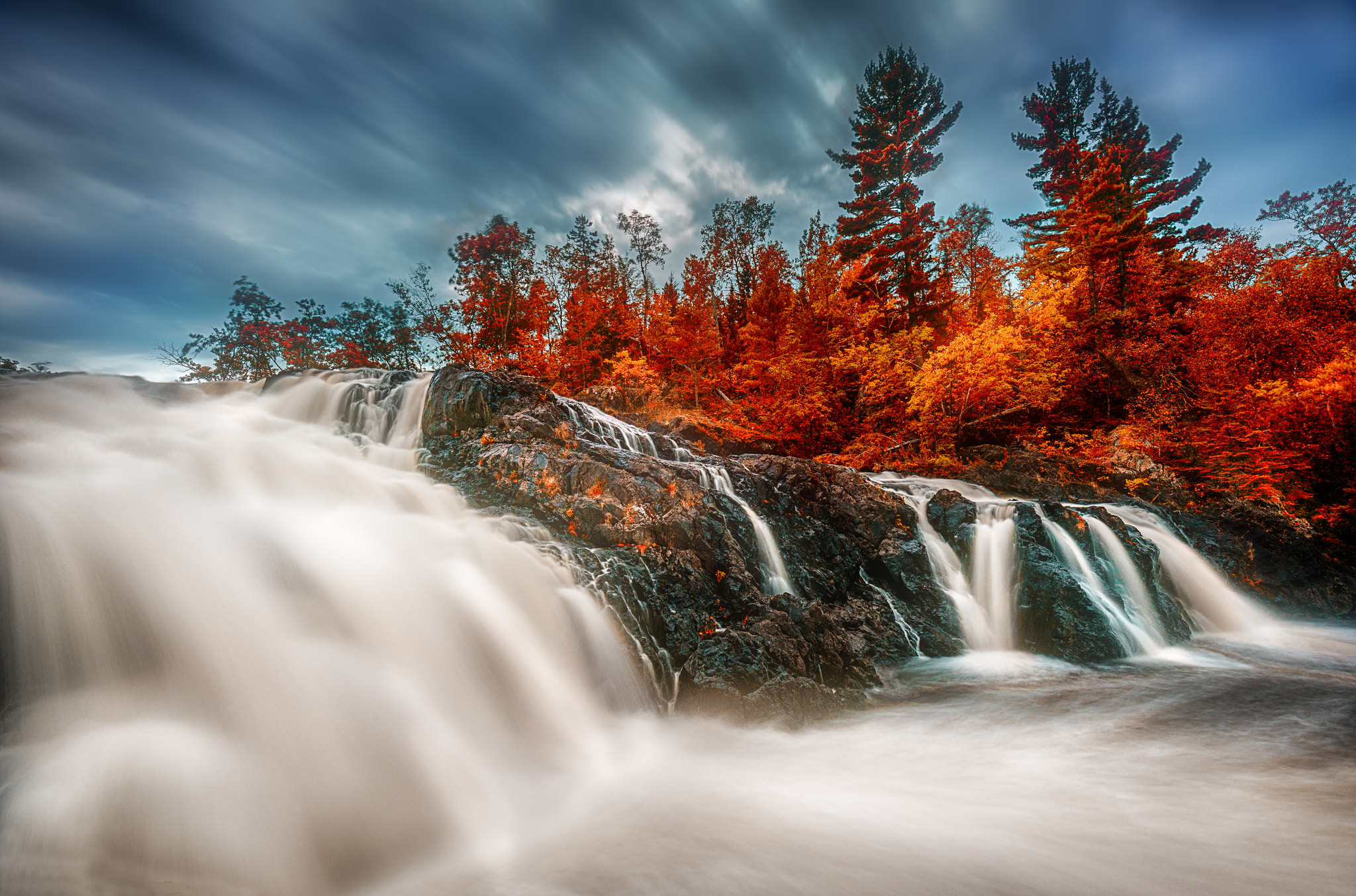 Sony a7R II + Canon EF 16-35mm F4L IS USM sample photo. The flow of cotton photography