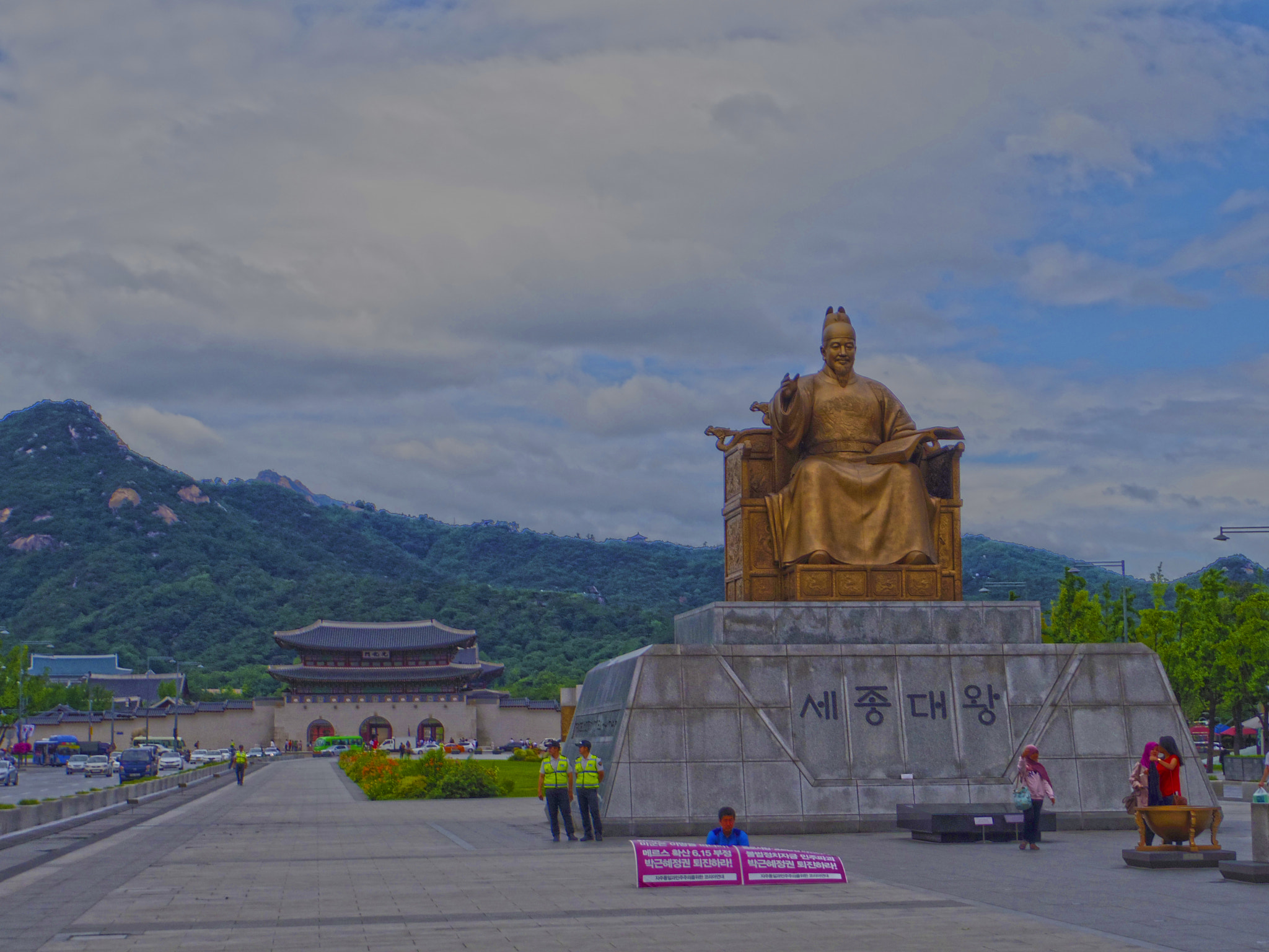 Pentax 02 Standard Zoom sample photo. Seul go photography