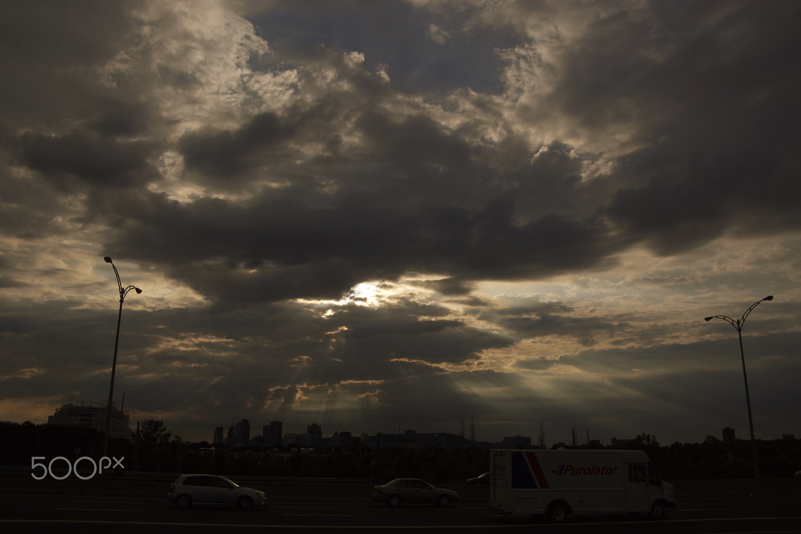 Sony SLT-A65 (SLT-A65V) + DT 18-270mm F3.5-6.3 SSM sample photo. Ce soir à montréal photography