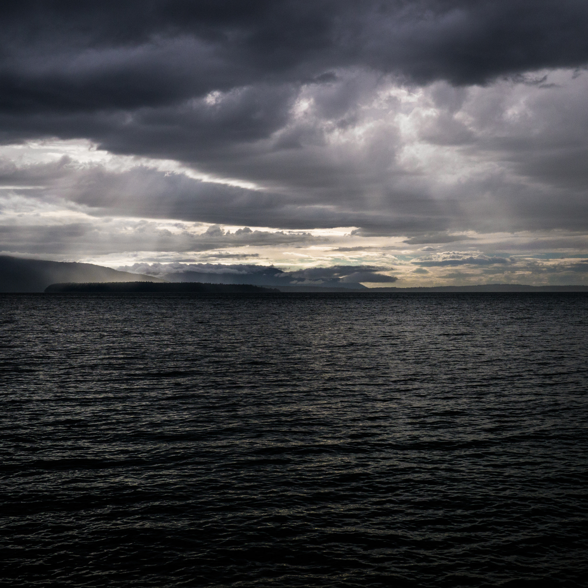 Panasonic Lumix DMC-GX1 + Panasonic Lumix G 20mm F1.7 ASPH sample photo. Bellingham bay photography