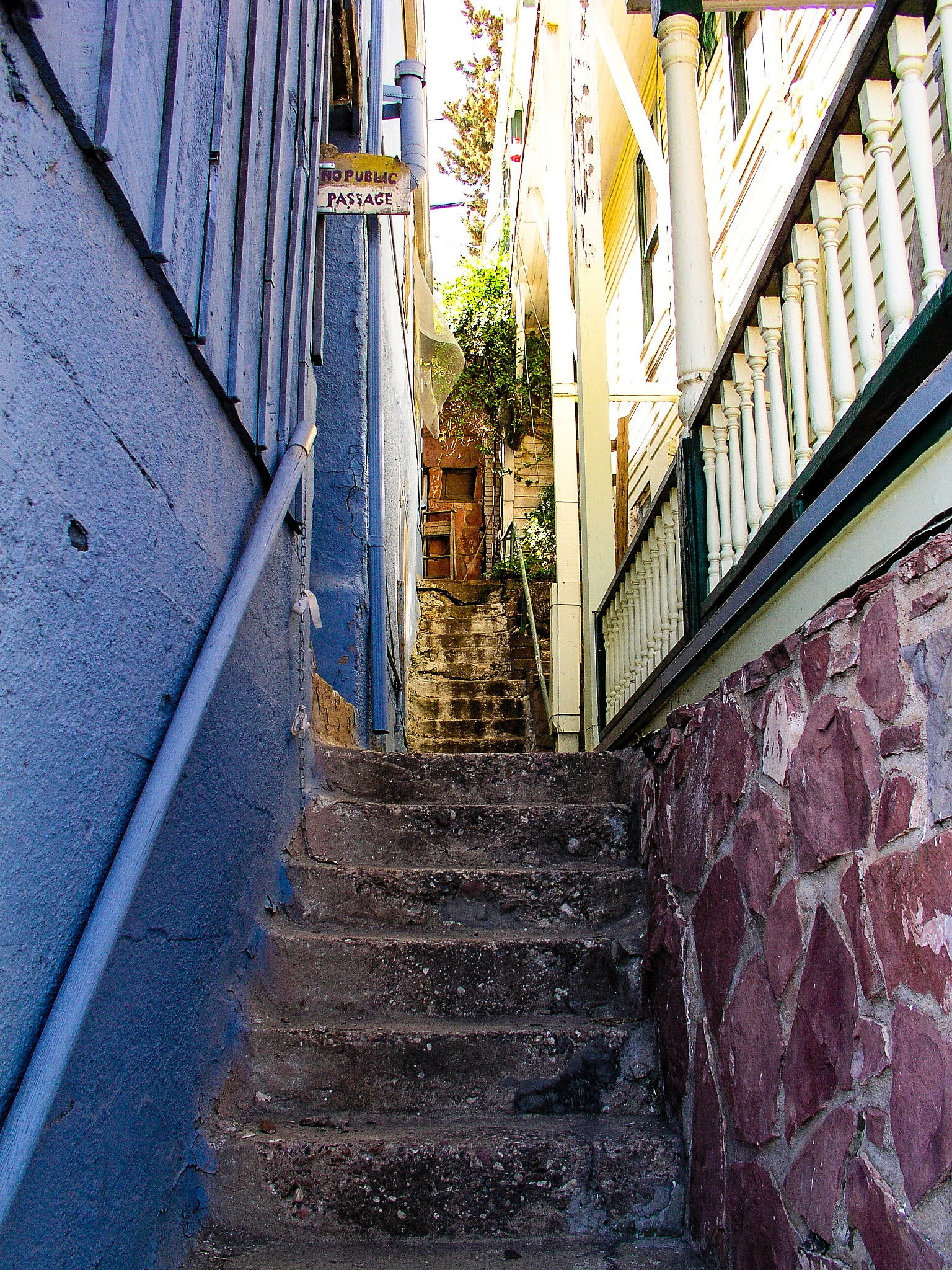 Olympus C5050Z sample photo. Stairs photography