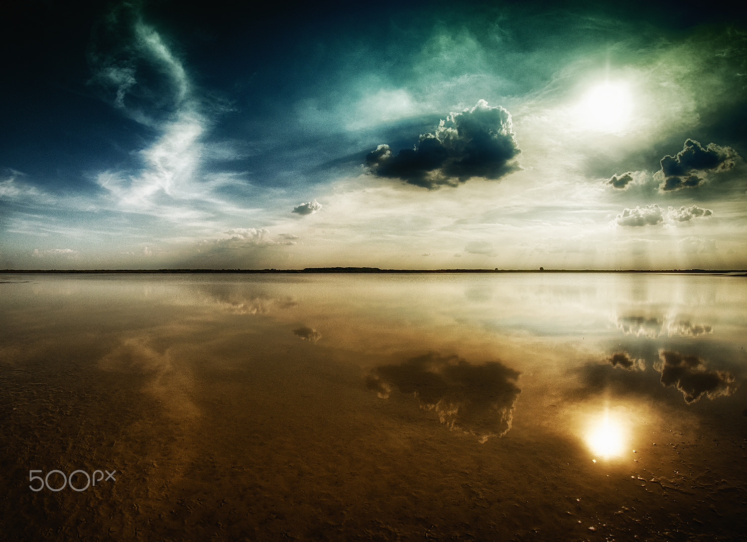 Samyang 12mm F2.8 ED AS NCS Fisheye sample photo. Colors in the lake photography