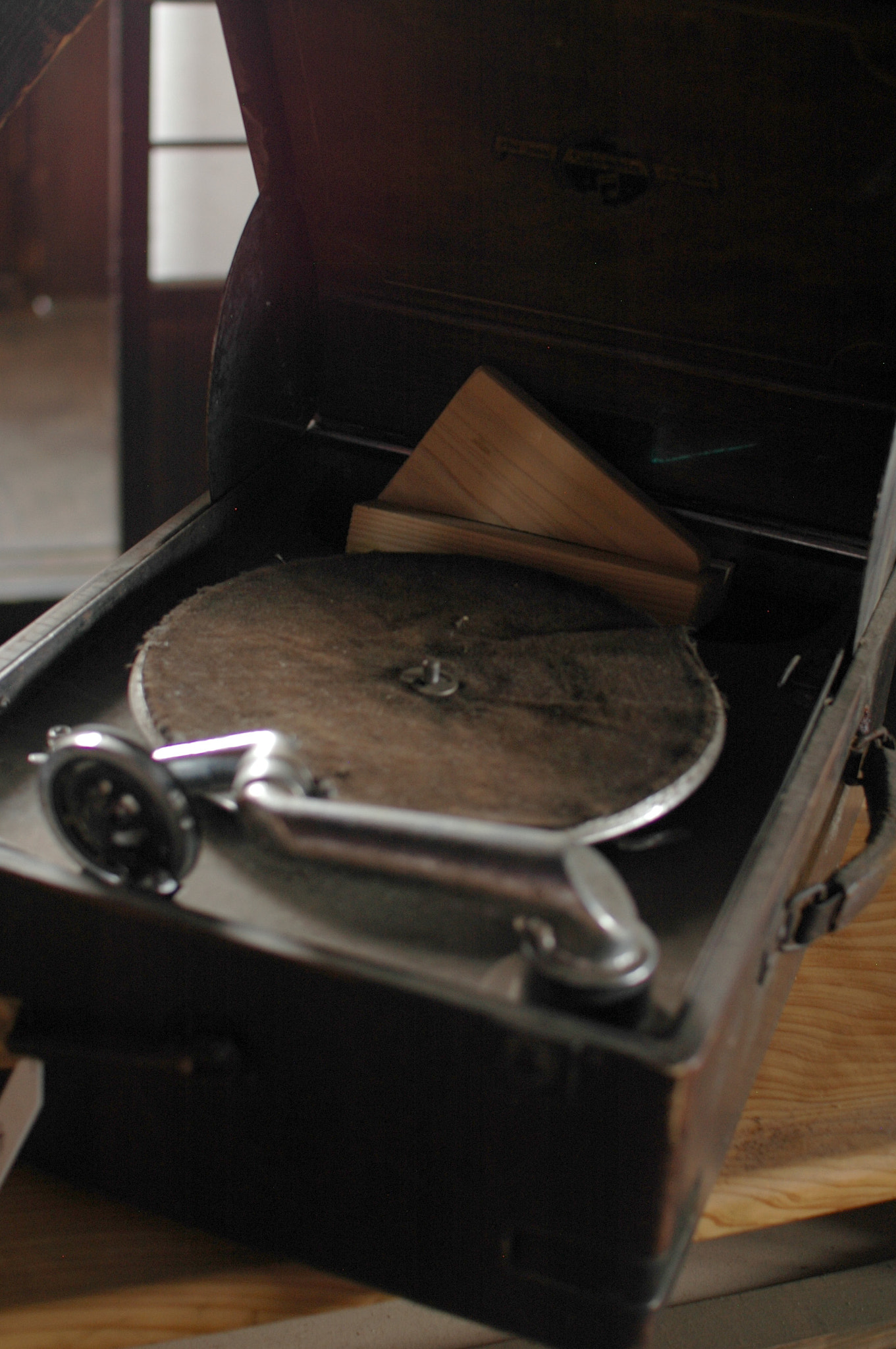 Sigma 30mm F1.4 EX DC HSM sample photo. Record player--at tamugimata photography