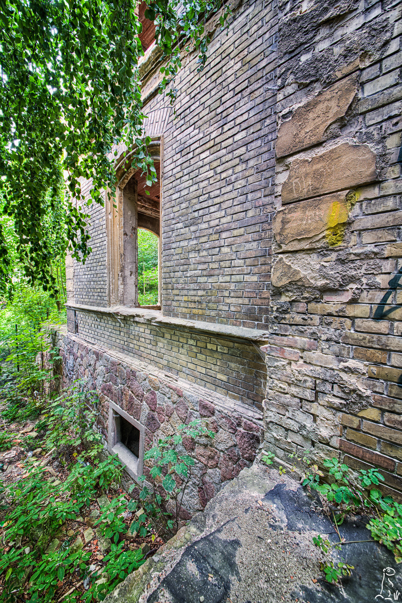 Sigma 12-24mm F4.5-5.6 II DG HSM sample photo. Vila pfaffenhof / villa pfaffenhof photography
