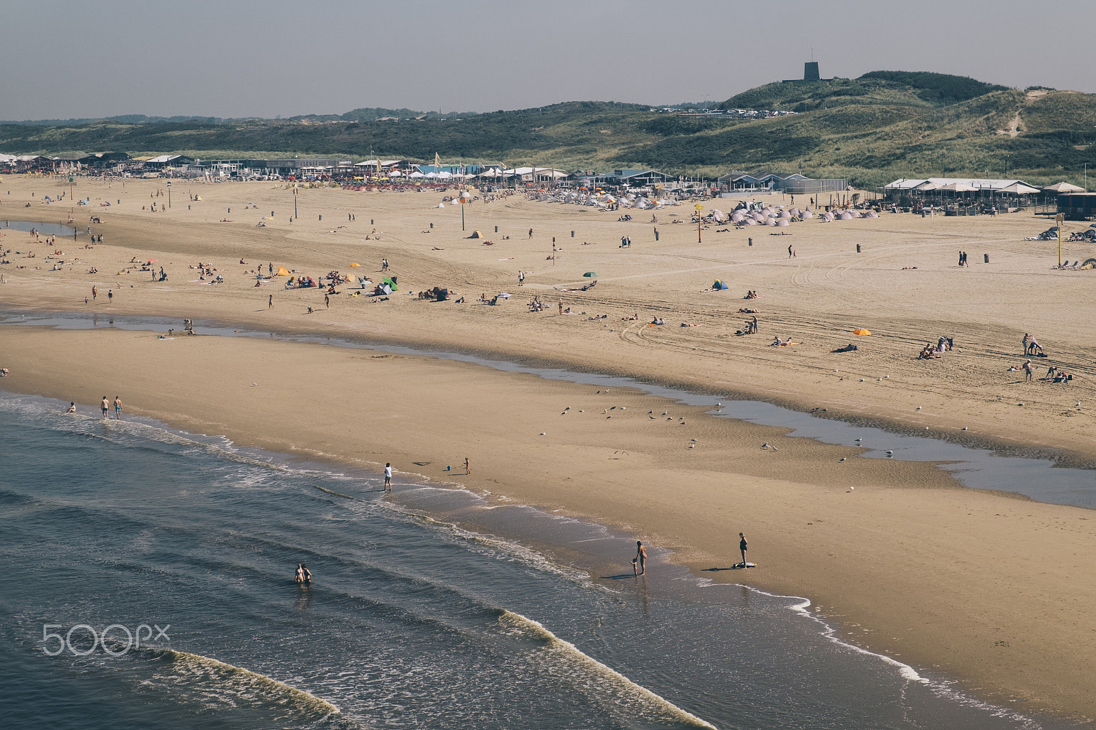 Fujifilm X-T10 + Fujifilm XF 16-55mm F2.8 R LM WR sample photo. Scheveningen beach photography