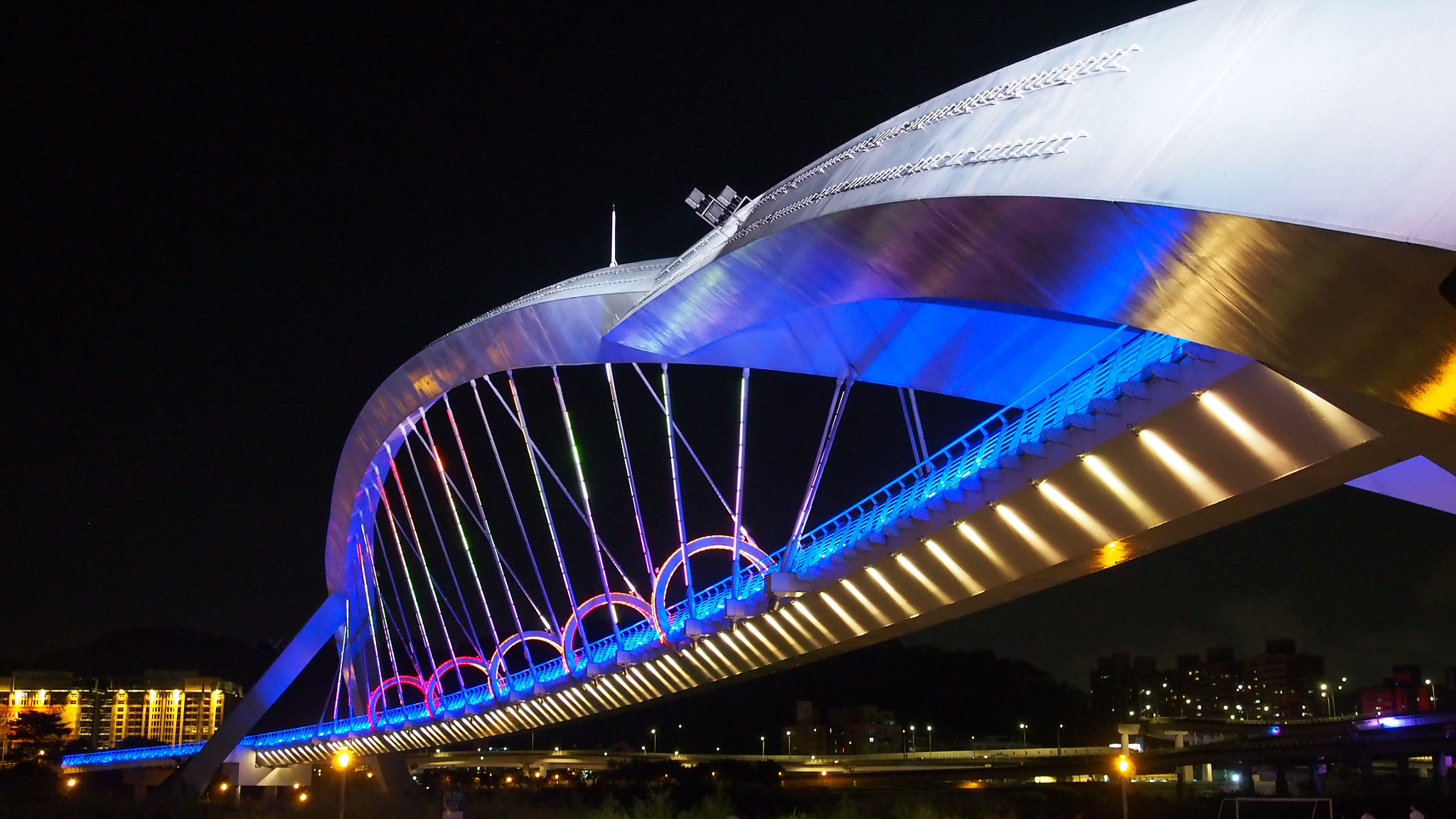 Olympus PEN E-P5 sample photo. Bridge of night view photography