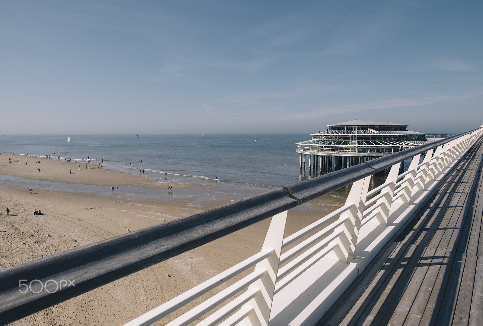 Fujifilm X-T10 + Fujifilm XF 16-55mm F2.8 R LM WR sample photo. Scheveningen beach photography