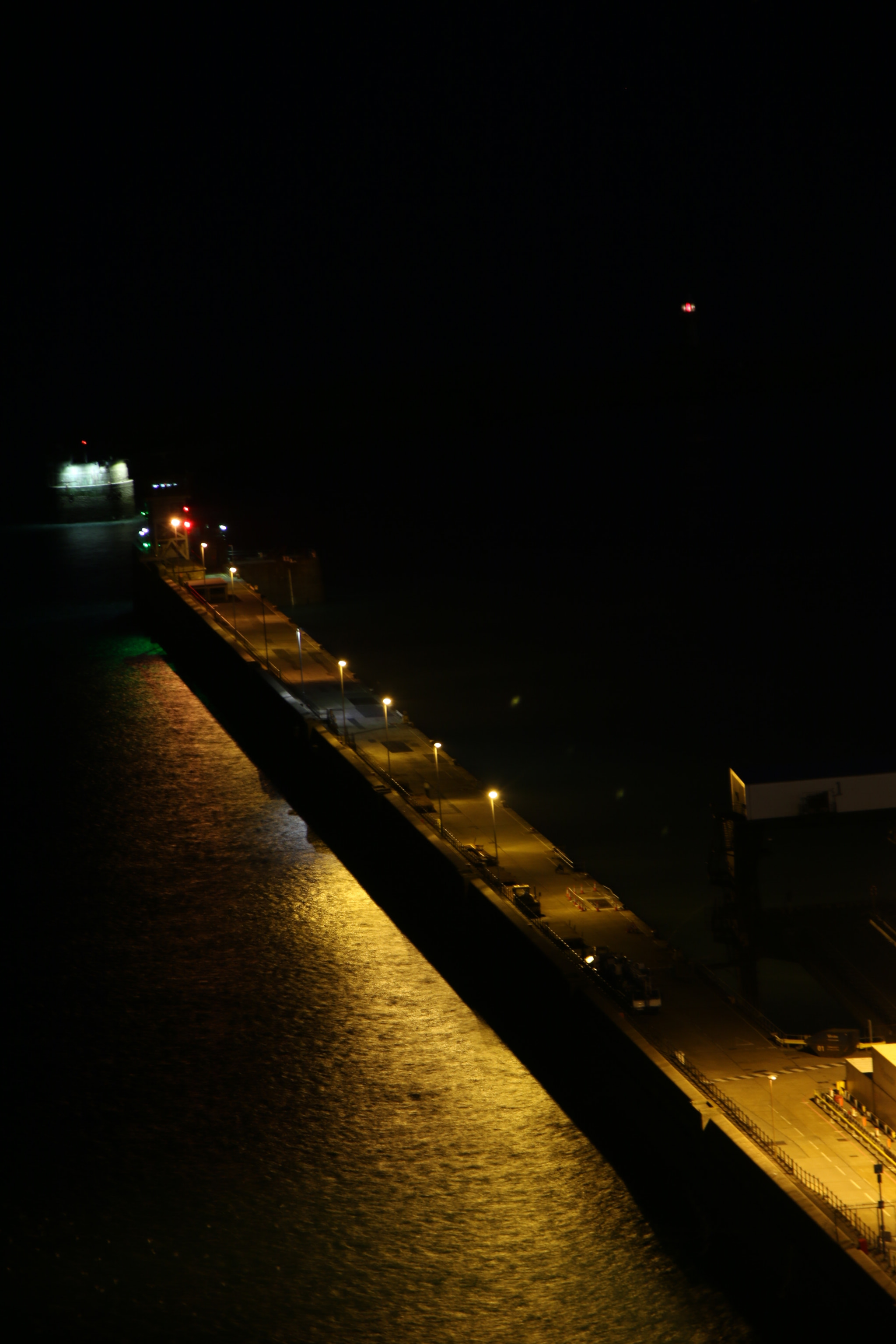 Sigma 18-125mm F3.8-5.6 DC OS HSM sample photo. White cliffs at night photography