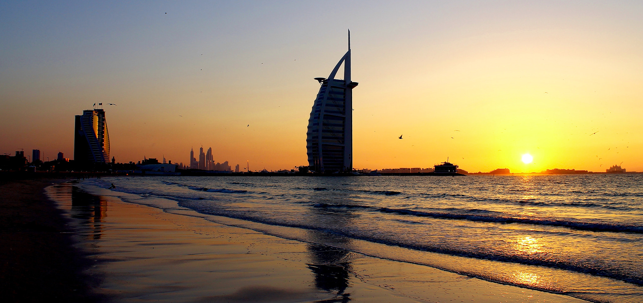 Canon EF-S 18-55mm F3.5-5.6 III sample photo. Dubai sunset photography