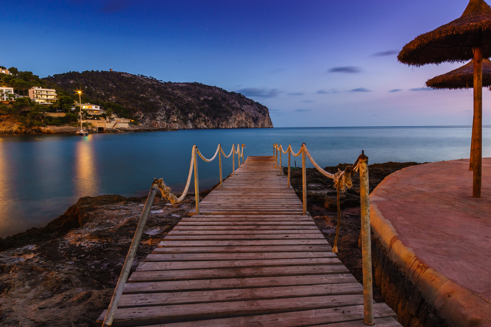 Tamron 18-270mm F3.5-6.3 Di II PZD sample photo. Camp de mar pier photography