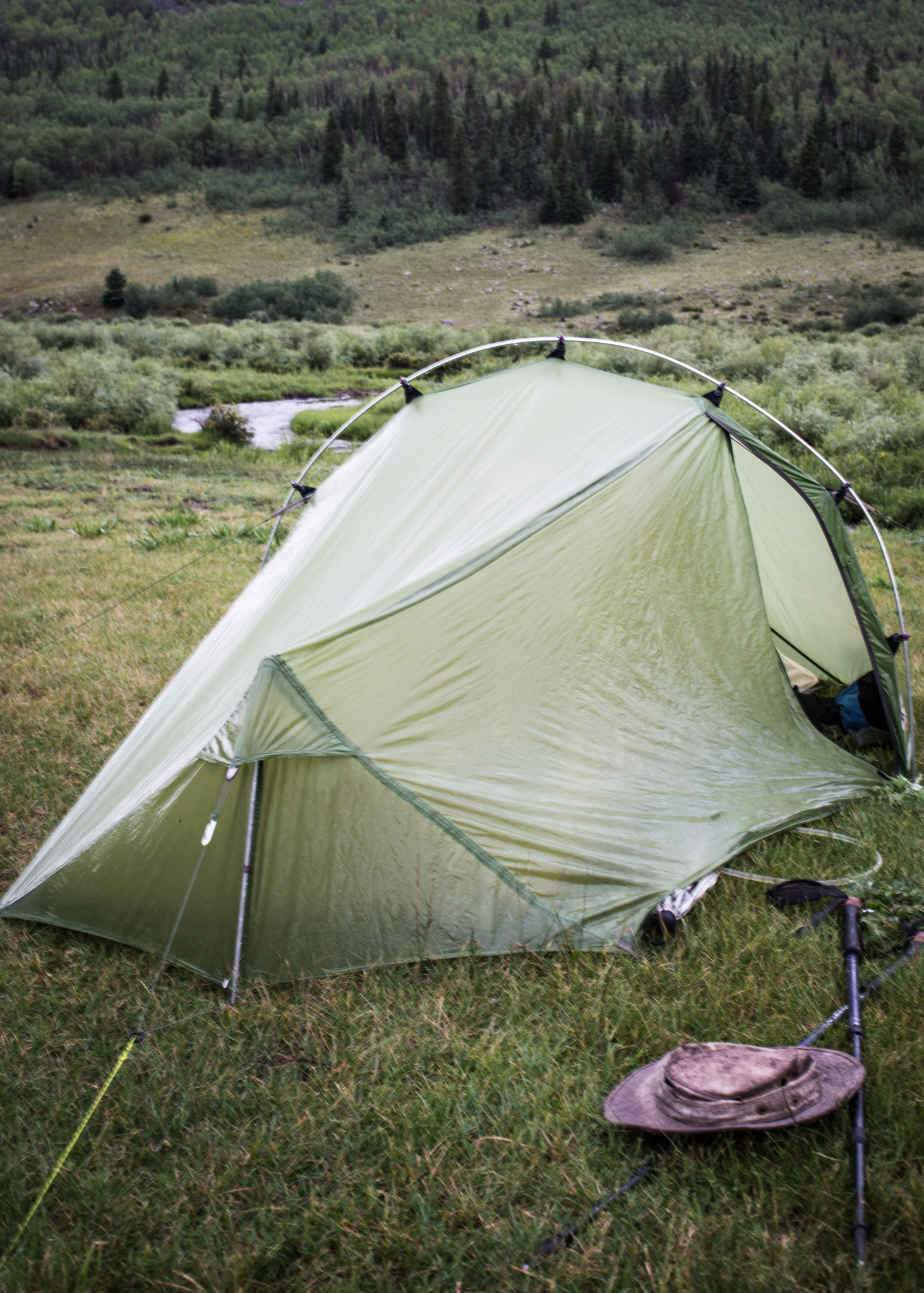 Nikon D800 + AF Nikkor 35mm f/2 sample photo. Wild camp photography