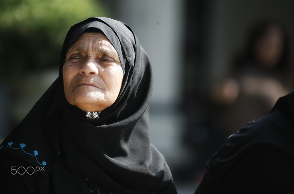 Canon EF 35-350mm F3.5-5.6L USM sample photo. Street of istanbul photography