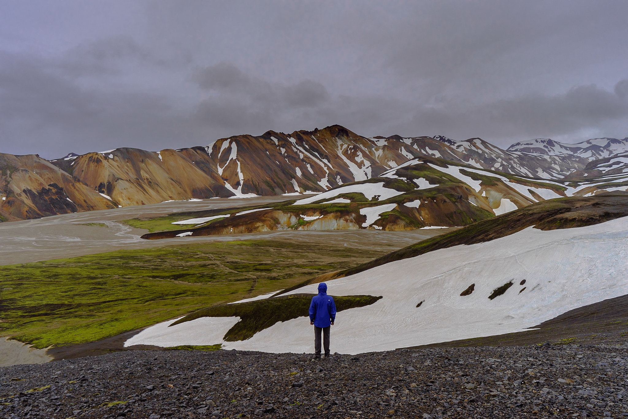 Sony a7R + ZEISS Batis 25mm F2 sample photo. Surprised by colors. first day in landmannalaugar. rainy day did not stop us to explore this place. photography
